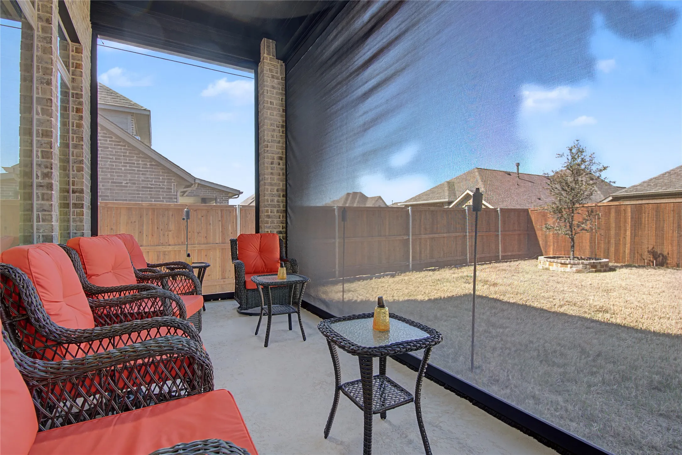 Single Family Residence For Sale in Kaufman County , 1220 Whitecliff Drive, Forney, Texas 75126, 4 Bedroom, 4 Bathroom, 3 Garage spaces, 2,946 Sqft, built in 2024, mls#21350404, Real Estate Agent in Forney, Homes For Sale in Kaufman county, Homes For Sale in Forney, Realtor in Forney Texas, Real Estate Brokerage Independent Realty Texas, Luminita Cordes Realtor