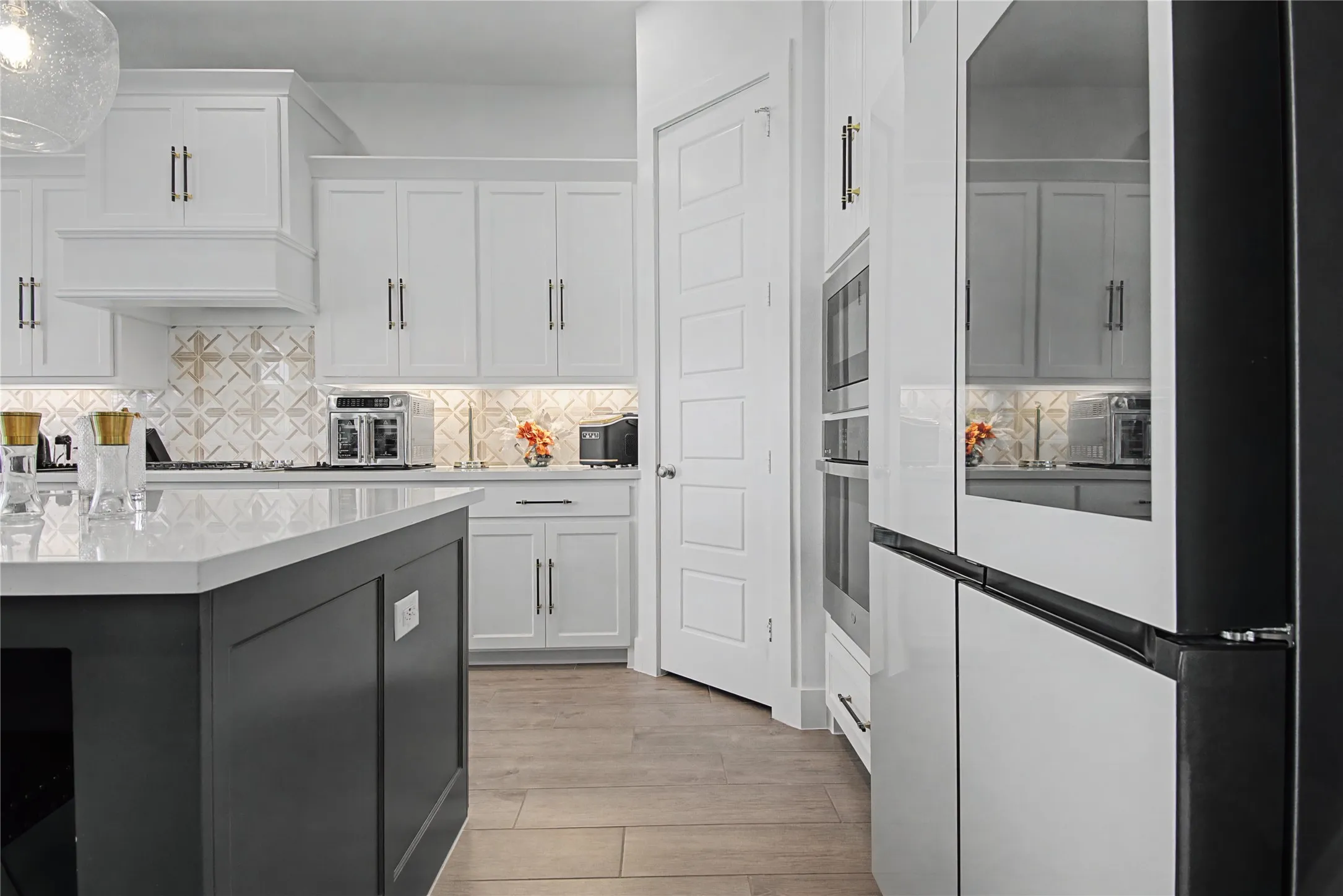 Single Family Residence For Sale in Kaufman County , 1220 Whitecliff Drive, Forney, Texas 75126, 4 Bedroom, 4 Bathroom, 3 Garage spaces, 2,946 Sqft, built in 2024, mls#21350404, Real Estate Agent in Forney, Homes For Sale in Kaufman county, Homes For Sale in Forney, Realtor in Forney Texas, Real Estate Brokerage Independent Realty Texas, Luminita Cordes Realtor