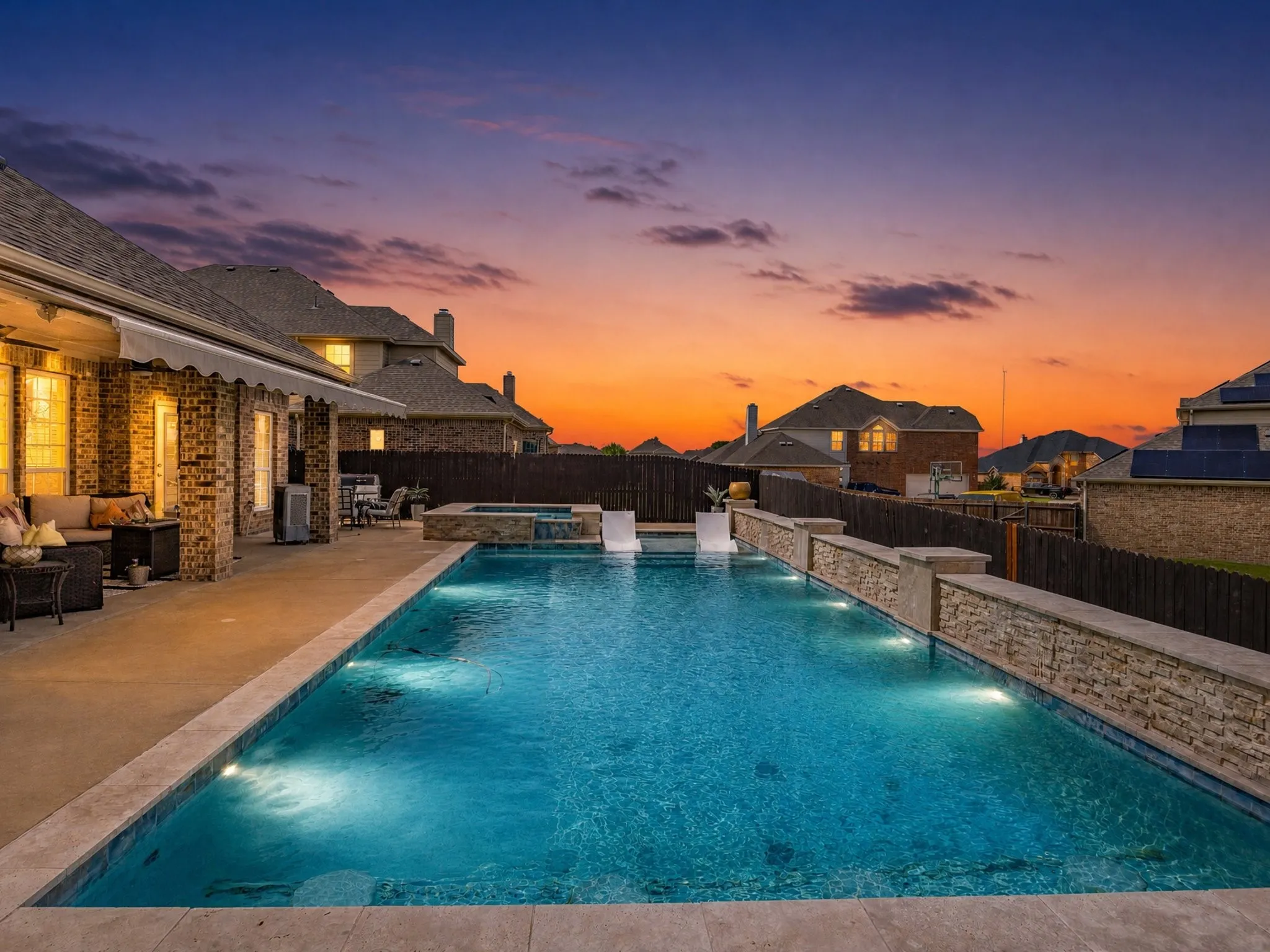Single Family Residence For Sale in Dallas County , 906 Hidden Lakes Drive, Cedar Hill, Texas 75104, 5 Bedroom, 4 Bathroom, 3 Garage spaces, 3,798 Sqft, built in 2014, mls#21352946, Real Estate Agent in Cedar Hill, Homes For Sale in Dallas county, Homes For Sale in Cedar Hill, Realtor in Cedar Hill Texas, Real Estate Brokerage Independent Realty Texas, Luminita Cordes Realtor