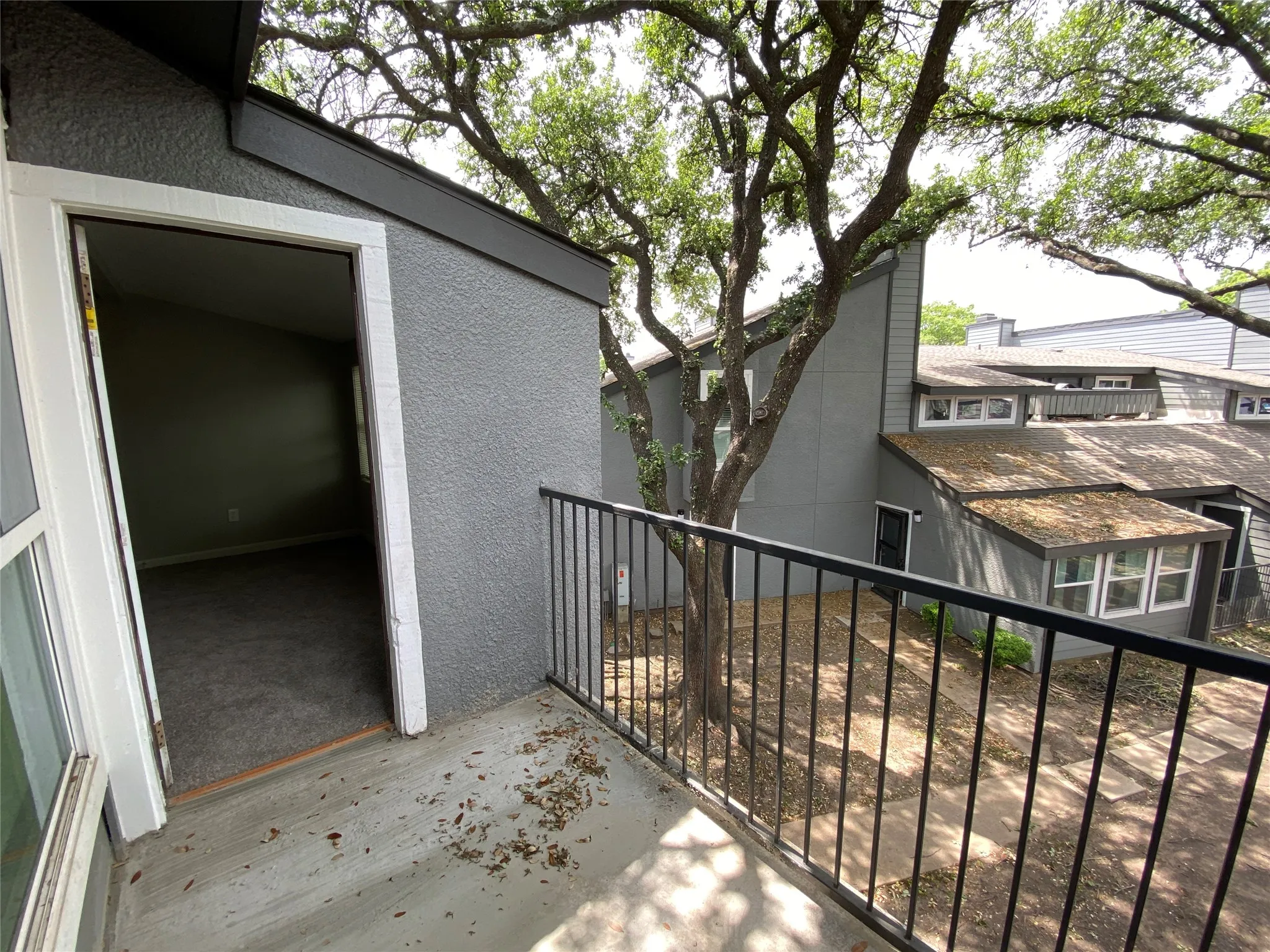 Condominium For Rent in Dallas County , 9696 Walnut 317, Dallas, Texas 75243, 1 Bedroom, 1 Bathroom, Garage spaces, 730 Sqft, built in 1981, mls#21345953, Real Estate Agent in Dallas, Homes For Rent in Dallas county, Homes For Rent in Dallas, Realtor in Dallas Texas, Real Estate Brokerage Independent Realty Texas, Luminita Cordes Realtor