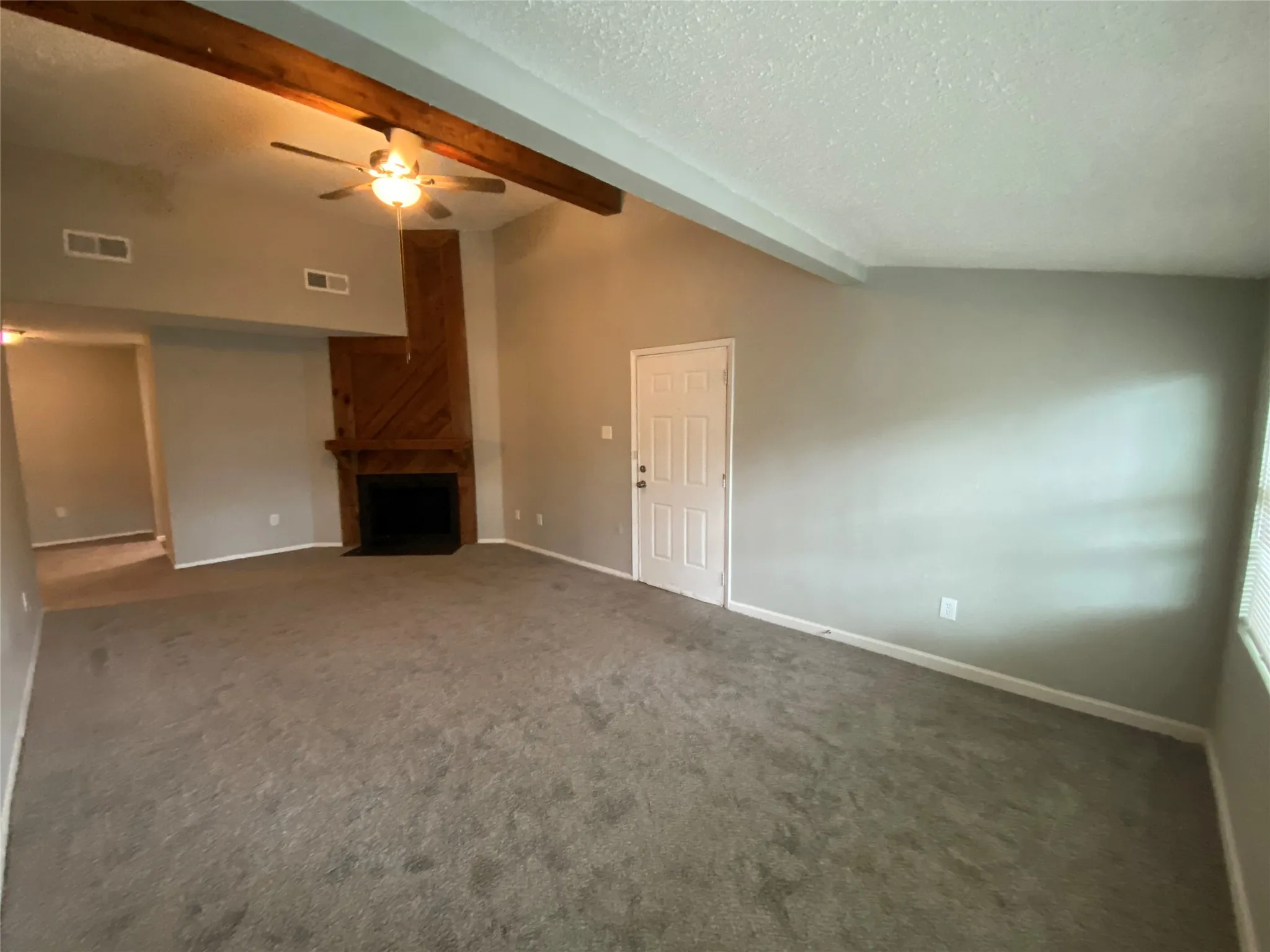 Condominium For Rent in Dallas County , 9696 Walnut 317, Dallas, Texas 75243, 1 Bedroom, 1 Bathroom, Garage spaces, 730 Sqft, built in 1981, mls#21345953, Real Estate Agent in Dallas, Homes For Rent in Dallas county, Homes For Rent in Dallas, Realtor in Dallas Texas, Real Estate Brokerage Independent Realty Texas, Luminita Cordes Realtor