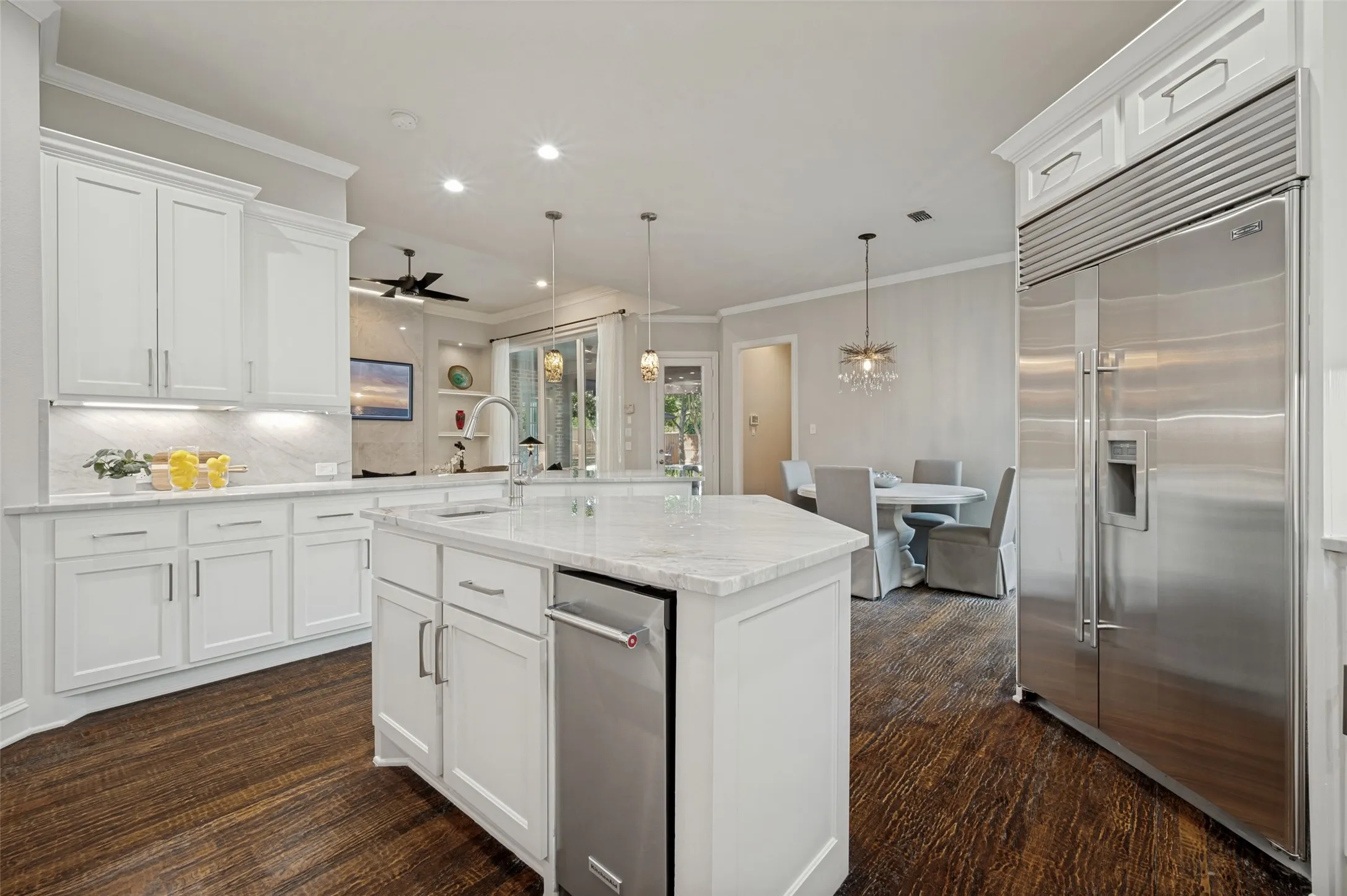 Single Family Residence For Sale in Collin County , 5765 Red Hill Lane, Frisco, Texas 75034, 4 Bedroom, 5 Bathroom, 3 Garage spaces, 3,989 Sqft, built in 1999, mls#21351632, Real Estate Agent in Frisco, Homes For Sale in Collin county, Homes For Sale in Frisco, Realtor in Frisco Texas, Real Estate Brokerage Independent Realty Texas, Luminita Cordes Realtor