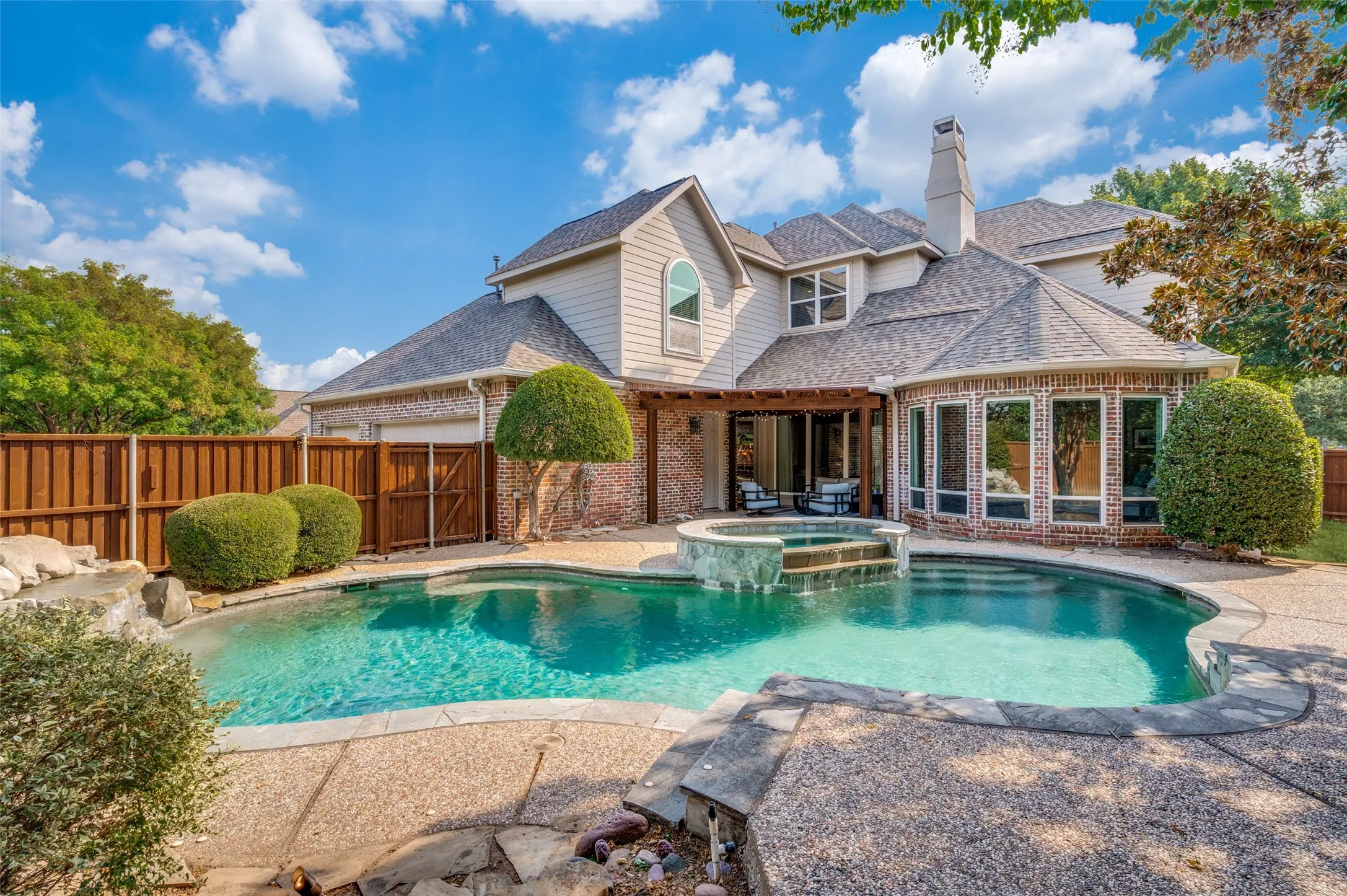 Single Family Residence For Sale in Collin County , 5765 Red Hill Lane, Frisco, Texas 75034, 4 Bedroom, 5 Bathroom, 3 Garage spaces, 3,989 Sqft, built in 1999, mls#21351632, Real Estate Agent in Frisco, Homes For Sale in Collin county, Homes For Sale in Frisco, Realtor in Frisco Texas, Real Estate Brokerage Independent Realty Texas, Luminita Cordes Realtor