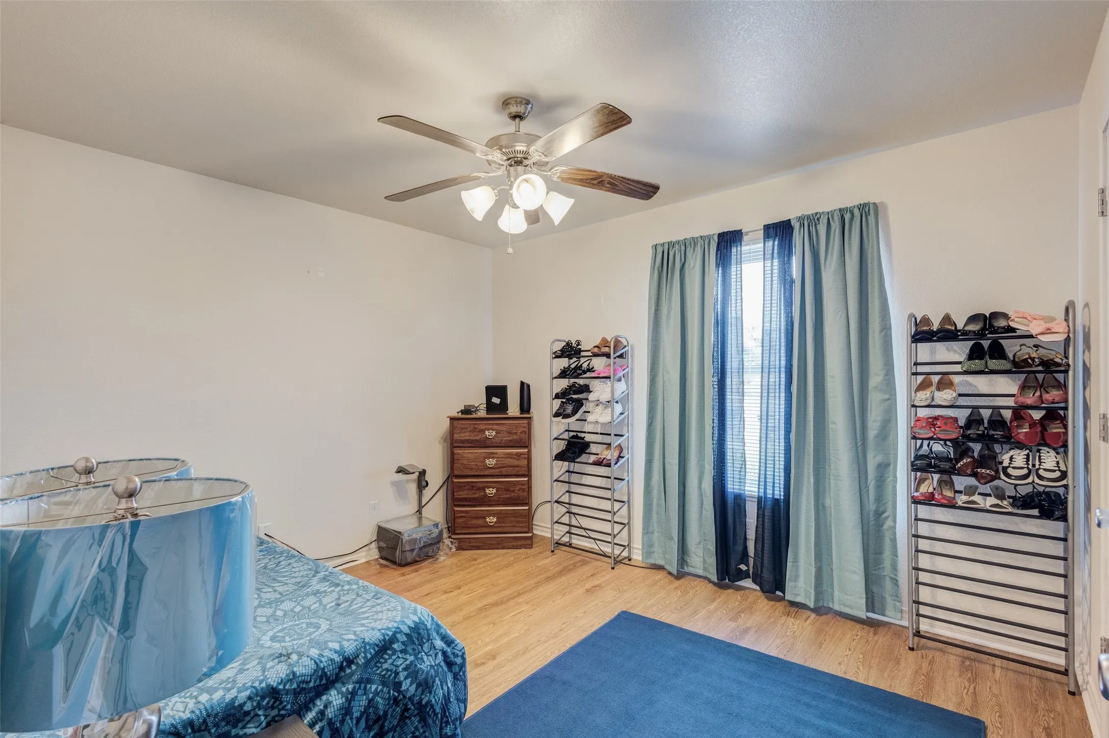 Single Family Residence For Sale in Tarrant County , 5405 Van Natta Lane, Fort Worth, Texas 76112, 3 Bedroom, 2 Bathroom, 1 Garage spaces, 1,113 Sqft, built in 2014, mls#21352820, Real Estate Agent in Fort Worth, Homes For Sale in Tarrant county, Homes For Sale in Fort Worth, Realtor in Fort Worth Texas, Real Estate Brokerage Independent Realty Texas, Luminita Cordes Realtor