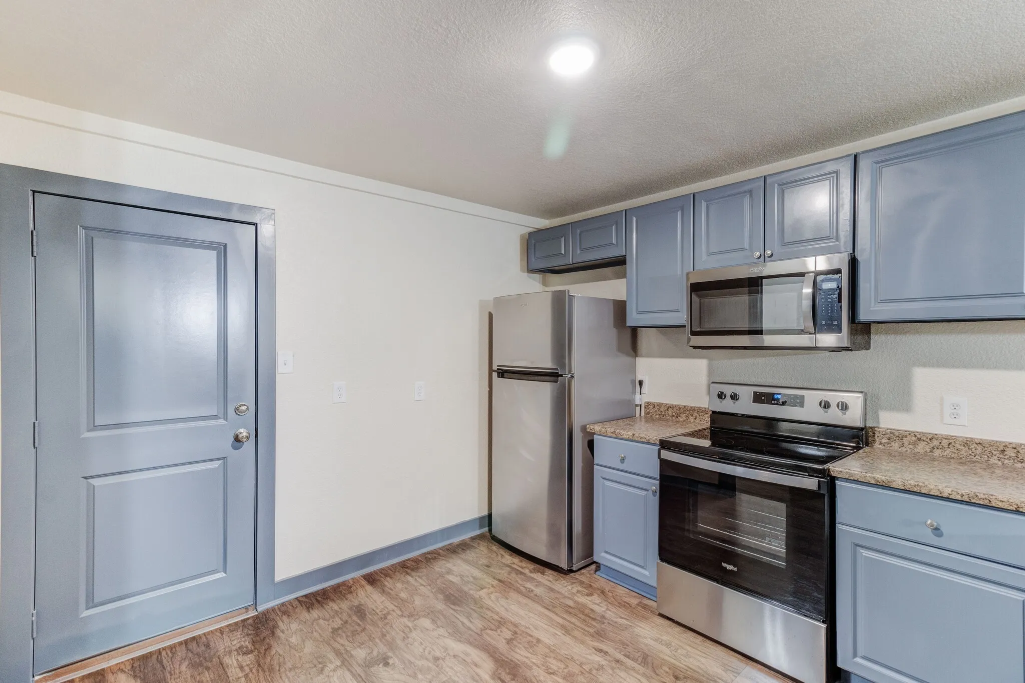 Townhouse For Rent in Tarrant County , 4511 Alamosa, Fort Worth, Texas 76119, 3 Bedroom, 2 Bathroom, 2 Garage spaces, 1,470 Sqft, built in 1973, mls#21353474, Real Estate Agent in Fort Worth, Homes For Rent in Tarrant county, Homes For Rent in Fort Worth, Realtor in Fort Worth Texas, Real Estate Brokerage Independent Realty Texas, Luminita Cordes Realtor