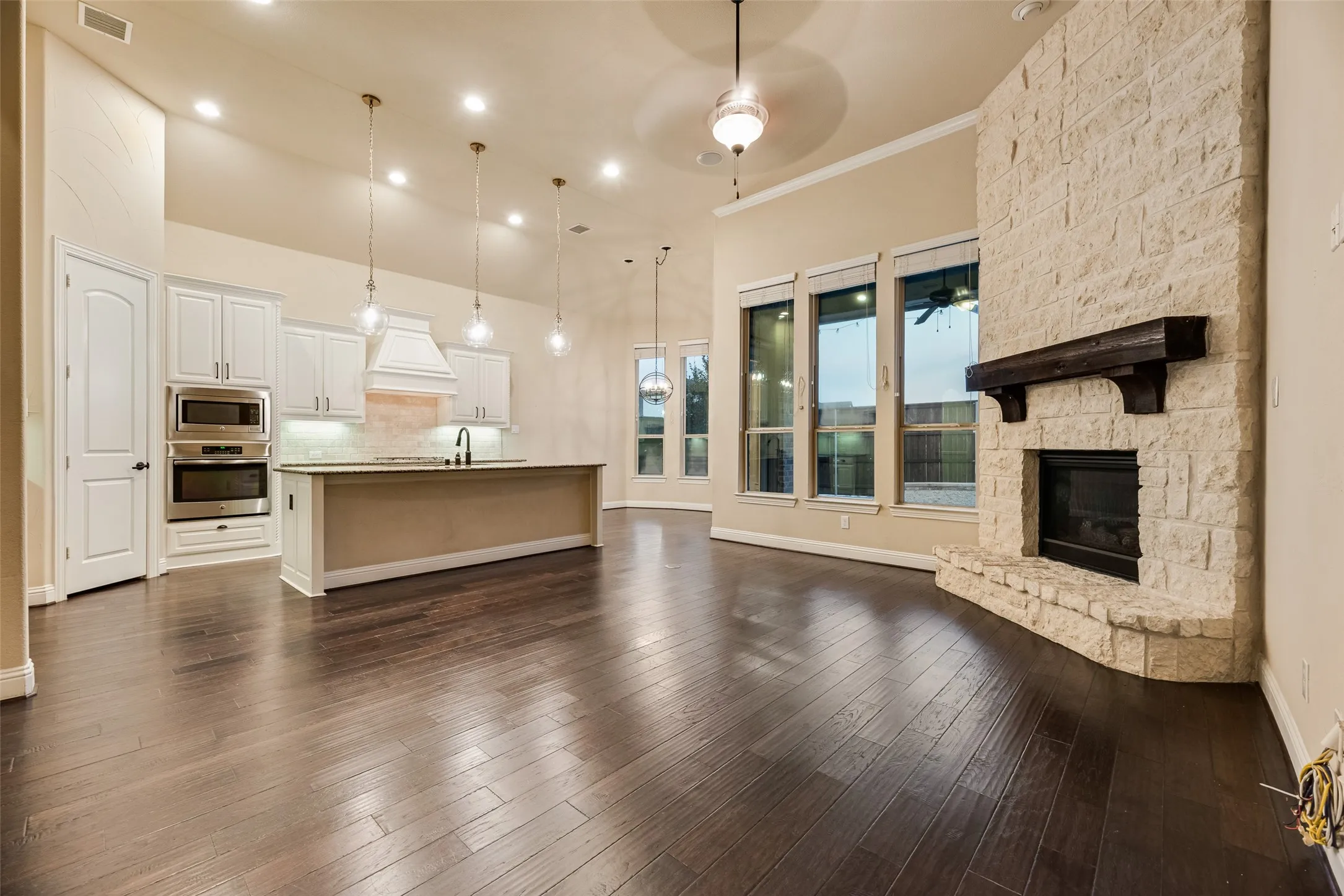 Another view of living without staging