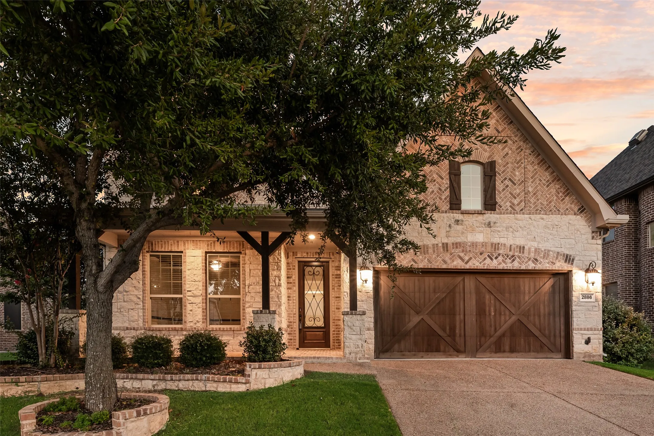 Single Family Residence For Sale in Denton County , 2886 Nottingham Drive, Trophy Club, Texas 76262, 4 Bedroom, 4 Bathroom, 2 Garage spaces, 2,774 Sqft, built in 2015, mls#21353094, Real Estate Agent in Trophy Club, Homes For Sale in Denton county, Homes For Sale in Trophy Club, Realtor in Trophy Club Texas, Real Estate Brokerage Independent Realty Texas, Luminita Cordes Realtor