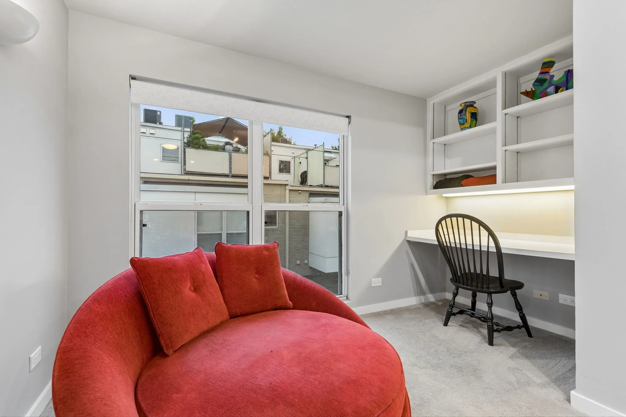 Townhouse For Sale in Dallas County , 4139 Travis Street, Dallas, Texas 75204, 2 Bedroom, 3 Bathroom, 2 Garage spaces, 2,089 Sqft, built in 1996, mls#21349170, Real Estate Agent in Dallas, Homes For Sale in Dallas county, Homes For Sale in Dallas, Realtor in Dallas Texas, Real Estate Brokerage Independent Realty Texas, Luminita Cordes Realtor