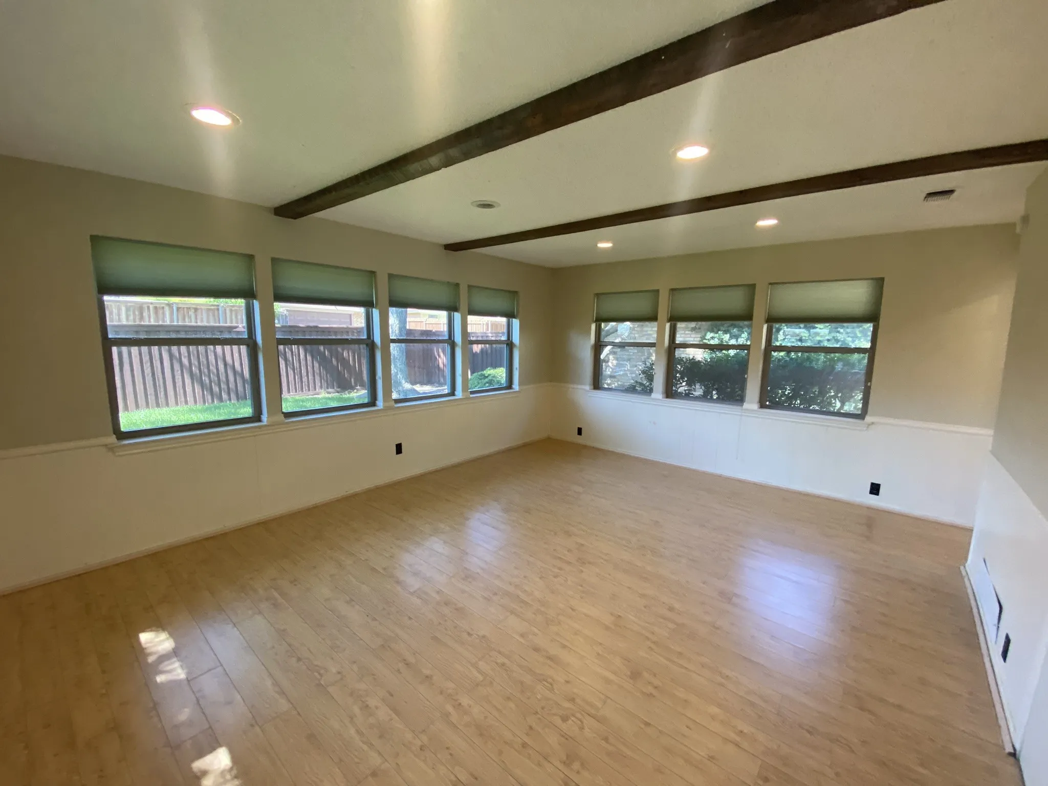 Single Family Residence For Rent in Collin County , 3616 Stagecoach Trail, Plano, Texas 75023, 4 Bedroom, 5 Bathroom, 2 Garage spaces, 2,524 Sqft, built in 1976, mls#21352323, Real Estate Agent in Plano, Homes For Rent in Collin county, Homes For Rent in Plano, Realtor in Plano Texas, Real Estate Brokerage Independent Realty Texas, Luminita Cordes Realtor