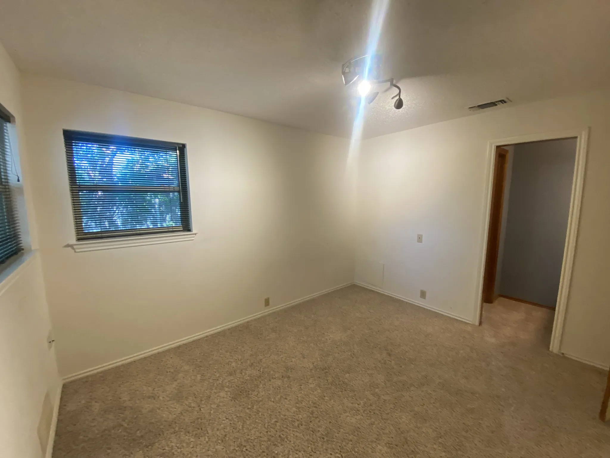 Single Family Residence For Rent in Collin County , 3616 Stagecoach Trail, Plano, Texas 75023, 4 Bedroom, 5 Bathroom, 2 Garage spaces, 2,524 Sqft, built in 1976, mls#21352323, Real Estate Agent in Plano, Homes For Rent in Collin county, Homes For Rent in Plano, Realtor in Plano Texas, Real Estate Brokerage Independent Realty Texas, Luminita Cordes Realtor