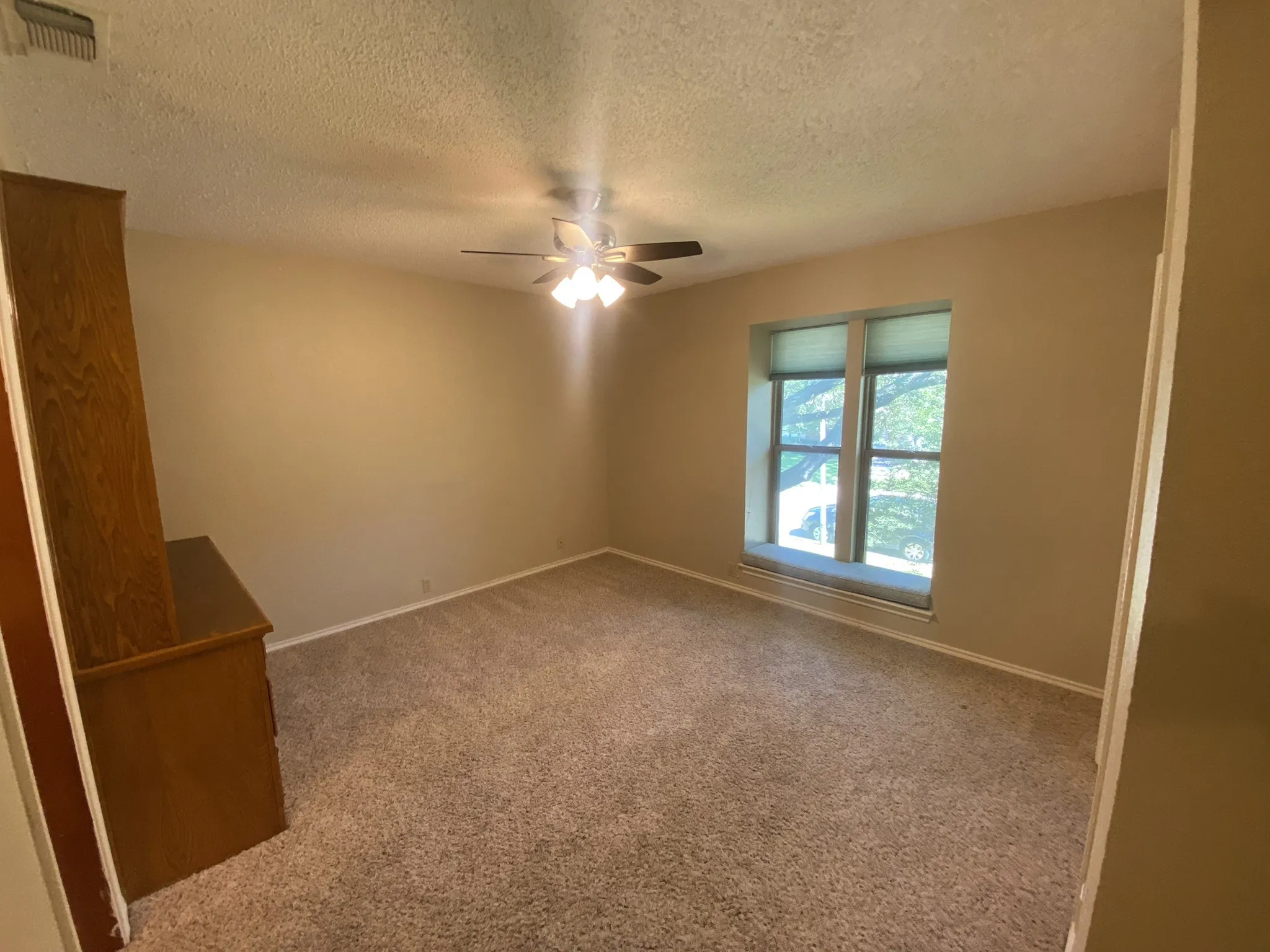 Single Family Residence For Rent in Collin County , 3616 Stagecoach Trail, Plano, Texas 75023, 4 Bedroom, 5 Bathroom, 2 Garage spaces, 2,524 Sqft, built in 1976, mls#21352323, Real Estate Agent in Plano, Homes For Rent in Collin county, Homes For Rent in Plano, Realtor in Plano Texas, Real Estate Brokerage Independent Realty Texas, Luminita Cordes Realtor