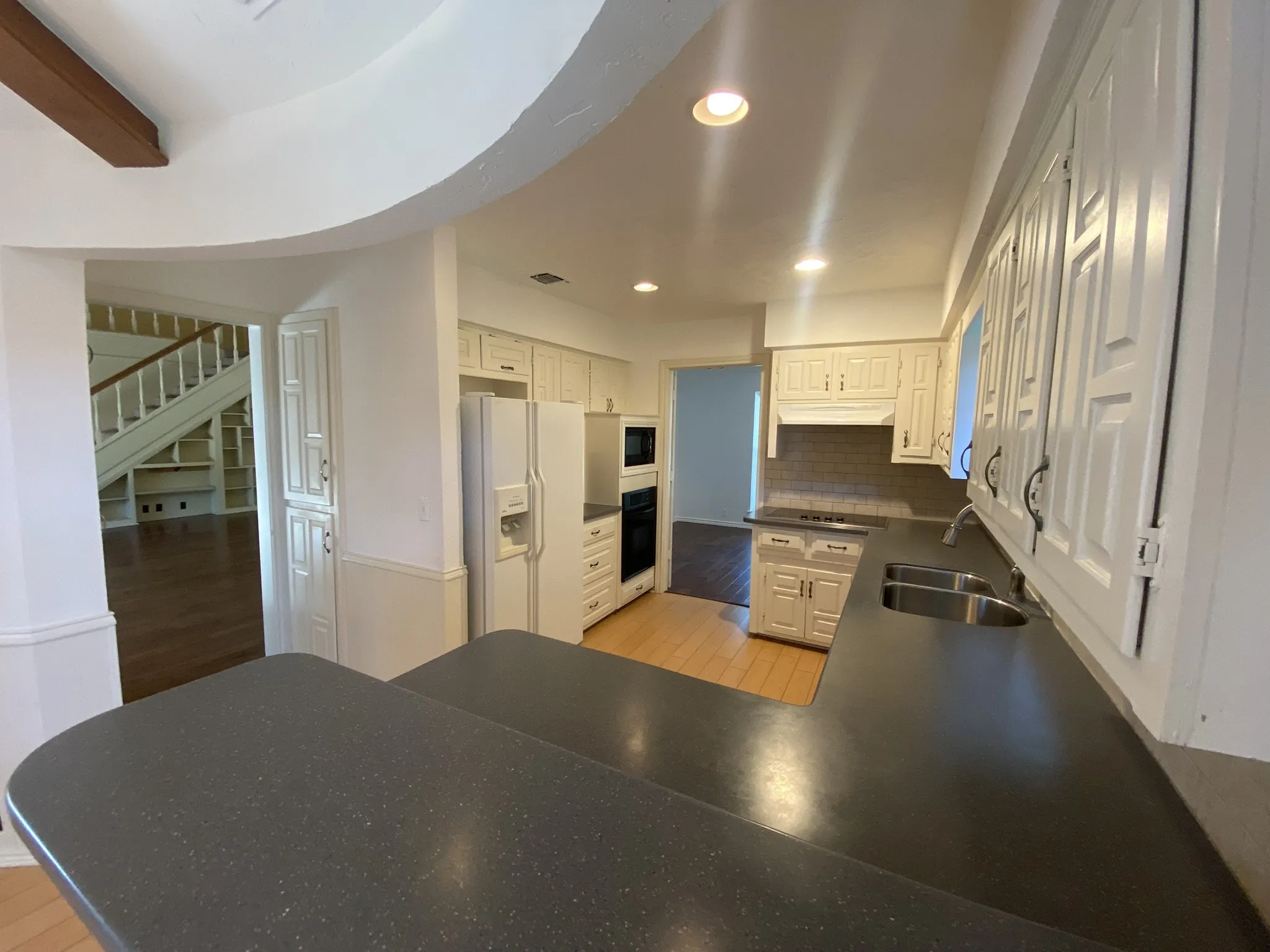 Single Family Residence For Rent in Collin County , 3616 Stagecoach Trail, Plano, Texas 75023, 4 Bedroom, 5 Bathroom, 2 Garage spaces, 2,524 Sqft, built in 1976, mls#21352323, Real Estate Agent in Plano, Homes For Rent in Collin county, Homes For Rent in Plano, Realtor in Plano Texas, Real Estate Brokerage Independent Realty Texas, Luminita Cordes Realtor