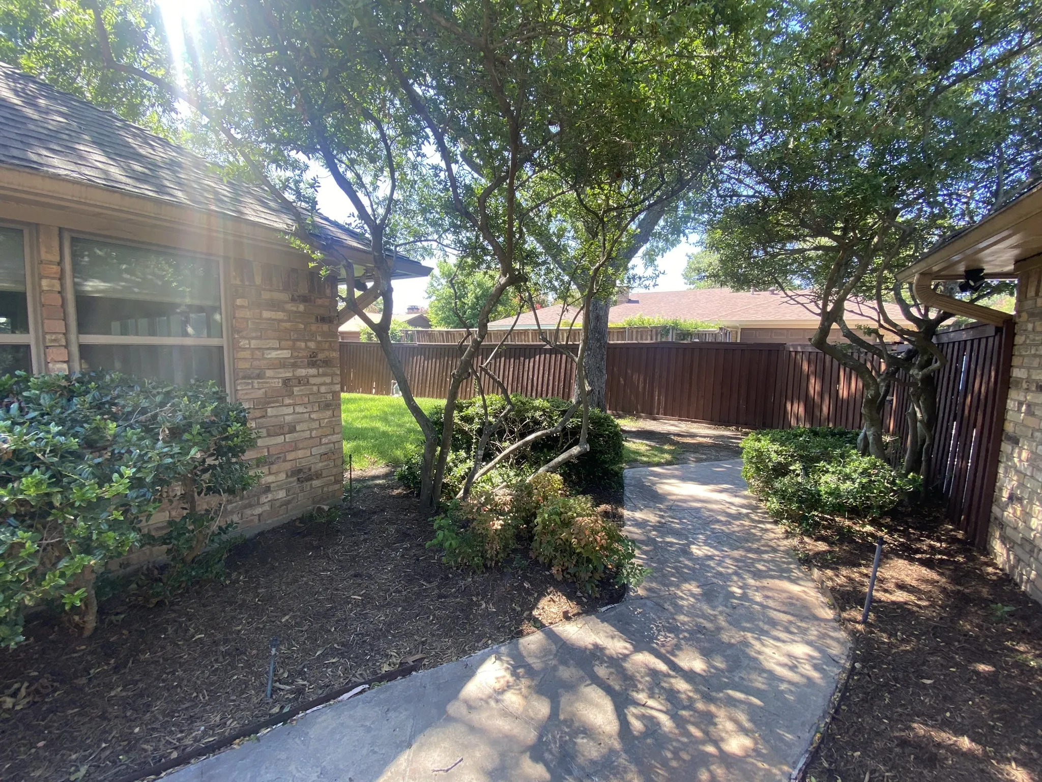 Single Family Residence For Rent in Collin County , 3616 Stagecoach Trail, Plano, Texas 75023, 4 Bedroom, 5 Bathroom, 2 Garage spaces, 2,524 Sqft, built in 1976, mls#21352323, Real Estate Agent in Plano, Homes For Rent in Collin county, Homes For Rent in Plano, Realtor in Plano Texas, Real Estate Brokerage Independent Realty Texas, Luminita Cordes Realtor