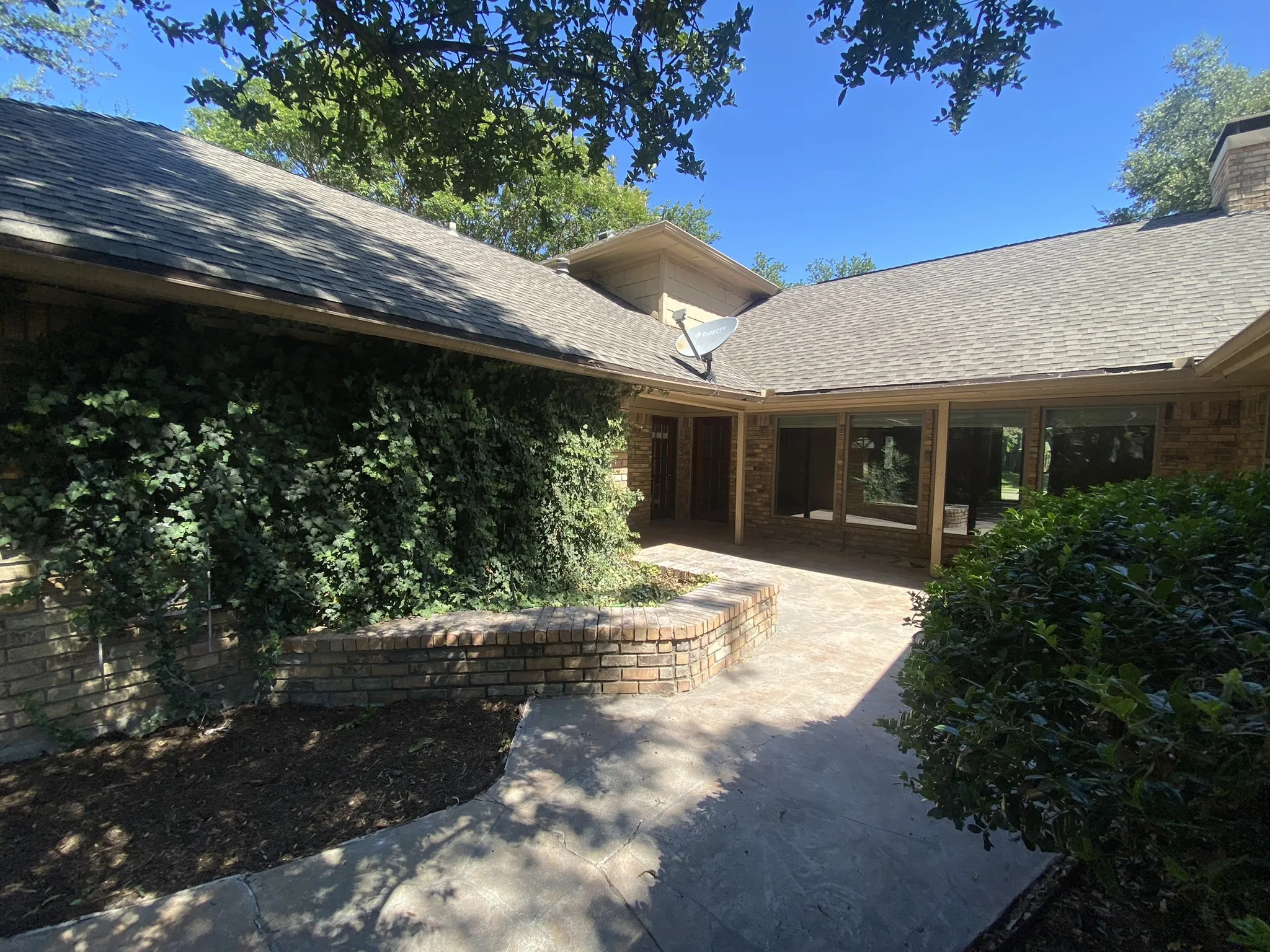 Single Family Residence For Rent in Collin County , 3616 Stagecoach Trail, Plano, Texas 75023, 4 Bedroom, 5 Bathroom, 2 Garage spaces, 2,524 Sqft, built in 1976, mls#21352323, Real Estate Agent in Plano, Homes For Rent in Collin county, Homes For Rent in Plano, Realtor in Plano Texas, Real Estate Brokerage Independent Realty Texas, Luminita Cordes Realtor