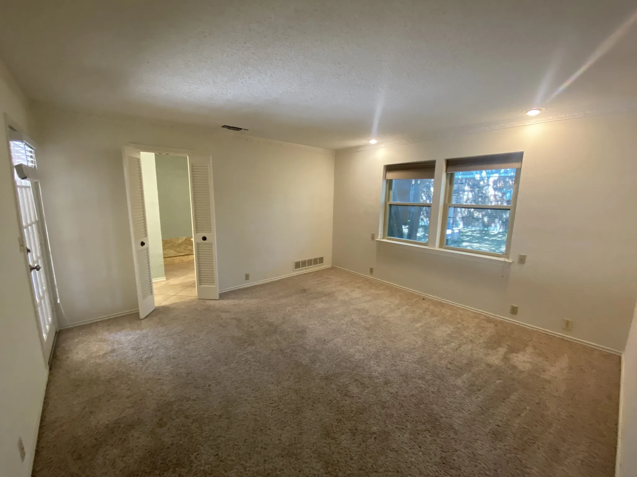 Single Family Residence For Rent in Collin County , 3616 Stagecoach Trail, Plano, Texas 75023, 4 Bedroom, 5 Bathroom, 2 Garage spaces, 2,524 Sqft, built in 1976, mls#21352323, Real Estate Agent in Plano, Homes For Rent in Collin county, Homes For Rent in Plano, Realtor in Plano Texas, Real Estate Brokerage Independent Realty Texas, Luminita Cordes Realtor