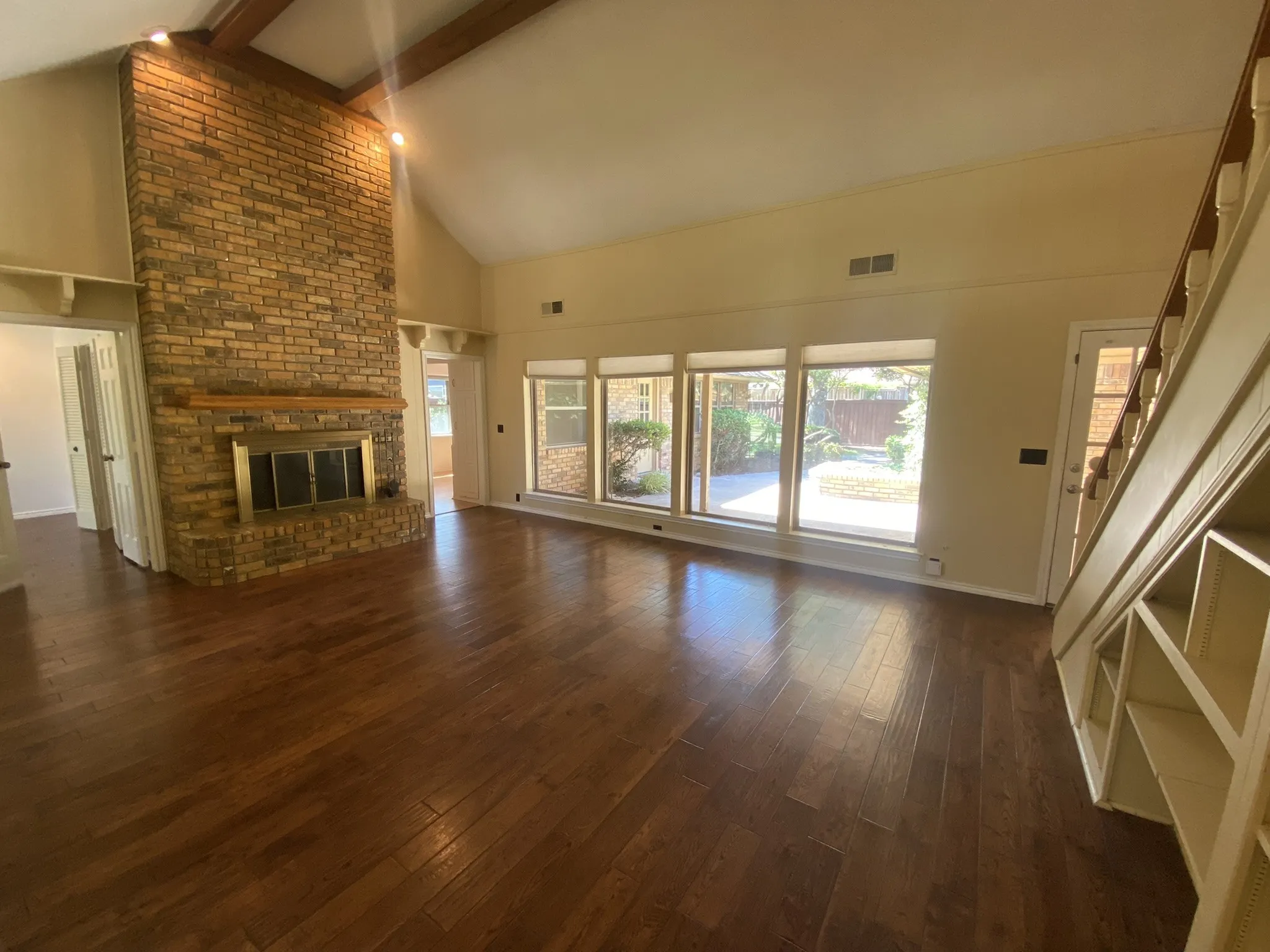 Single Family Residence For Rent in Collin County , 3616 Stagecoach Trail, Plano, Texas 75023, 4 Bedroom, 5 Bathroom, 2 Garage spaces, 2,524 Sqft, built in 1976, mls#21352323, Real Estate Agent in Plano, Homes For Rent in Collin county, Homes For Rent in Plano, Realtor in Plano Texas, Real Estate Brokerage Independent Realty Texas, Luminita Cordes Realtor