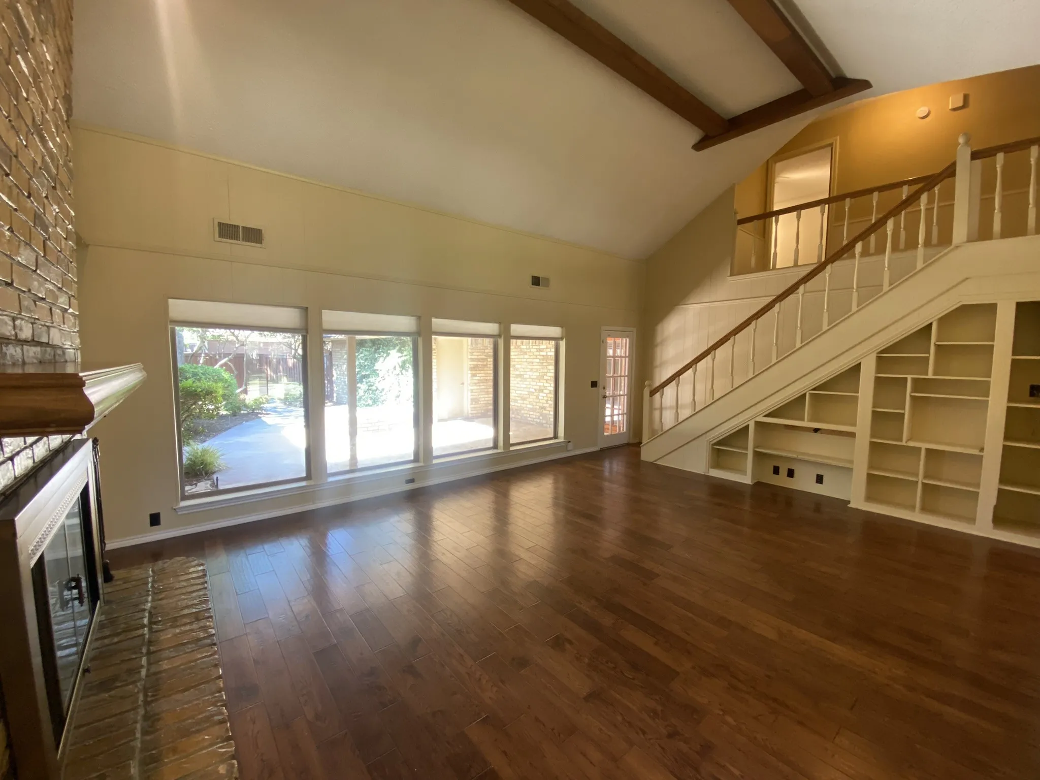 Single Family Residence For Rent in Collin County , 3616 Stagecoach Trail, Plano, Texas 75023, 4 Bedroom, 5 Bathroom, 2 Garage spaces, 2,524 Sqft, built in 1976, mls#21352323, Real Estate Agent in Plano, Homes For Rent in Collin county, Homes For Rent in Plano, Realtor in Plano Texas, Real Estate Brokerage Independent Realty Texas, Luminita Cordes Realtor