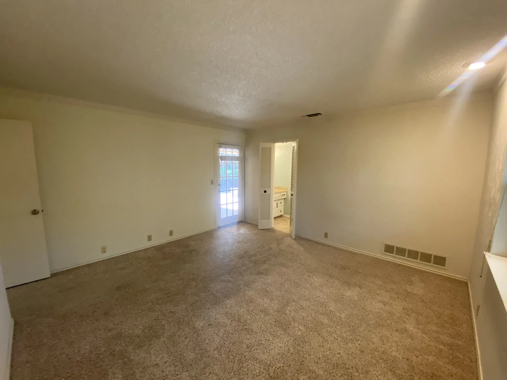 Single Family Residence For Rent in Collin County , 3616 Stagecoach Trail, Plano, Texas 75023, 4 Bedroom, 5 Bathroom, 2 Garage spaces, 2,524 Sqft, built in 1976, mls#21352323, Real Estate Agent in Plano, Homes For Rent in Collin county, Homes For Rent in Plano, Realtor in Plano Texas, Real Estate Brokerage Independent Realty Texas, Luminita Cordes Realtor