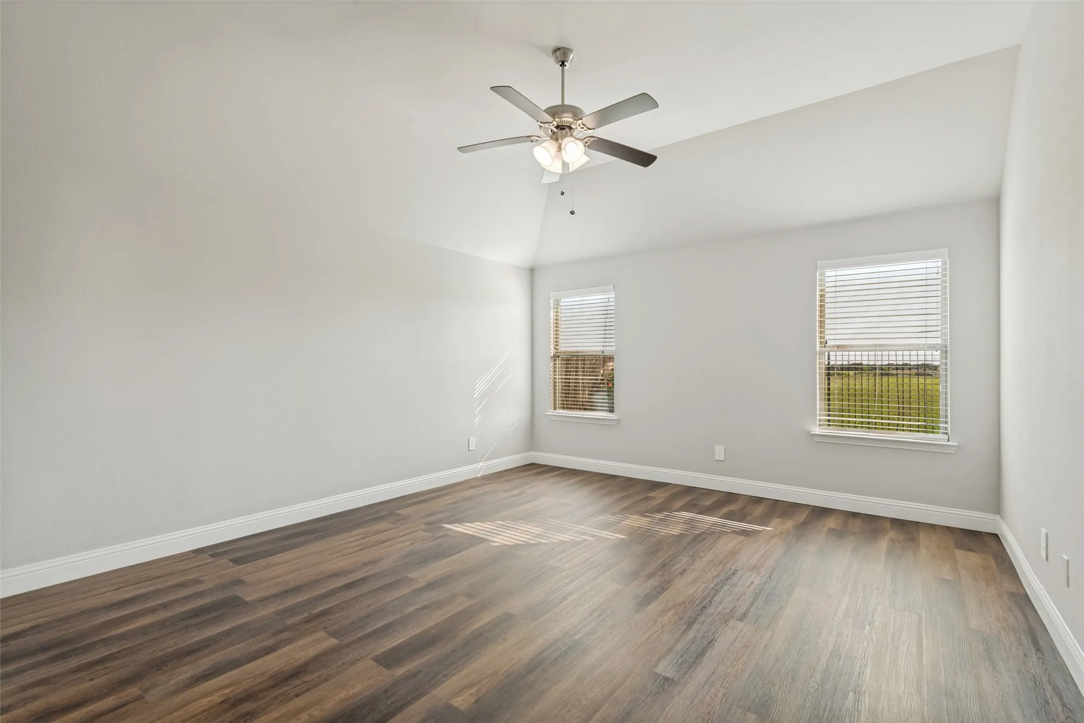 Single Family Residence For Rent in Kaufman County , 328 Van Buren Drive, Forney, Texas 75126, 4 Bedroom, 2 Bathroom, 2 Garage spaces, 2,236 Sqft, built in 2022, mls#21353477, Real Estate Agent in Forney, Homes For Rent in Kaufman county, Homes For Rent in Forney, Realtor in Forney Texas, Real Estate Brokerage Independent Realty Texas, Luminita Cordes Realtor