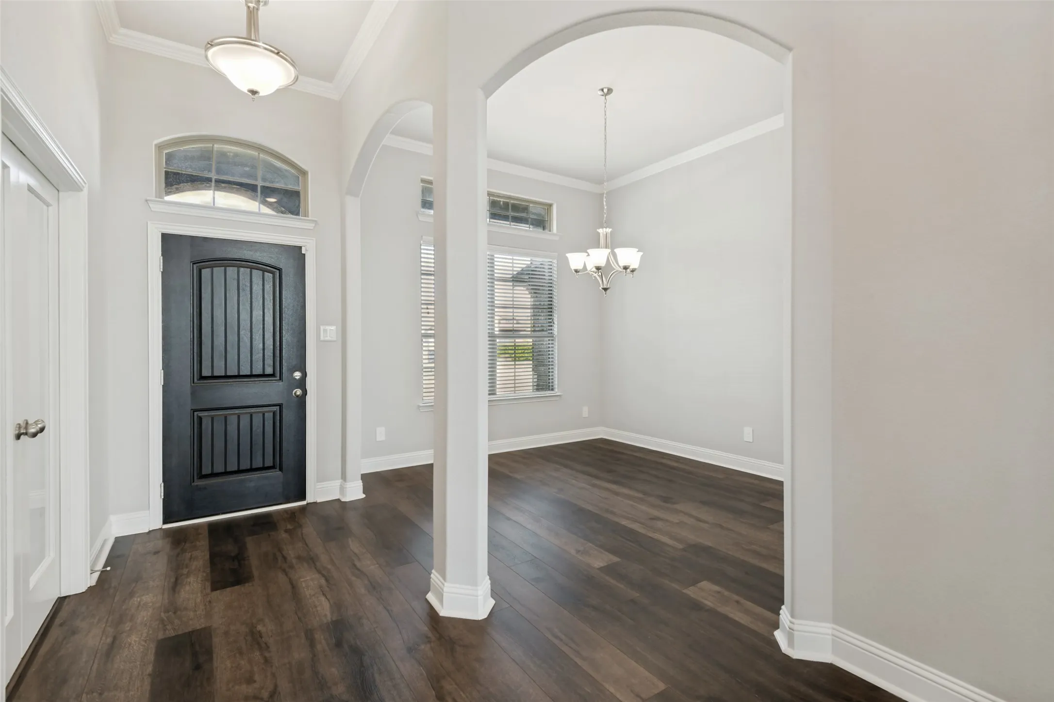 Single Family Residence For Rent in Kaufman County , 328 Van Buren Drive, Forney, Texas 75126, 4 Bedroom, 2 Bathroom, 2 Garage spaces, 2,236 Sqft, built in 2022, mls#21353477, Real Estate Agent in Forney, Homes For Rent in Kaufman county, Homes For Rent in Forney, Realtor in Forney Texas, Real Estate Brokerage Independent Realty Texas, Luminita Cordes Realtor