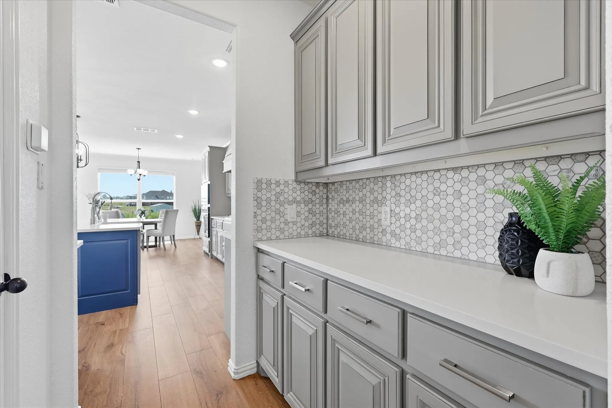 Single Family Residence For Sale in Denton County , 13408 Summer Moon Trail, Ponder, Texas 76259, 4 Bedroom, 4 Bathroom, 3 Garage spaces, 3,321 Sqft, built in 2021, mls#21322727, Real Estate Agent in Ponder, Homes For Sale in Denton county, Homes For Sale in Ponder, Realtor in Ponder Texas, Real Estate Brokerage Independent Realty Texas, Luminita Cordes Realtor