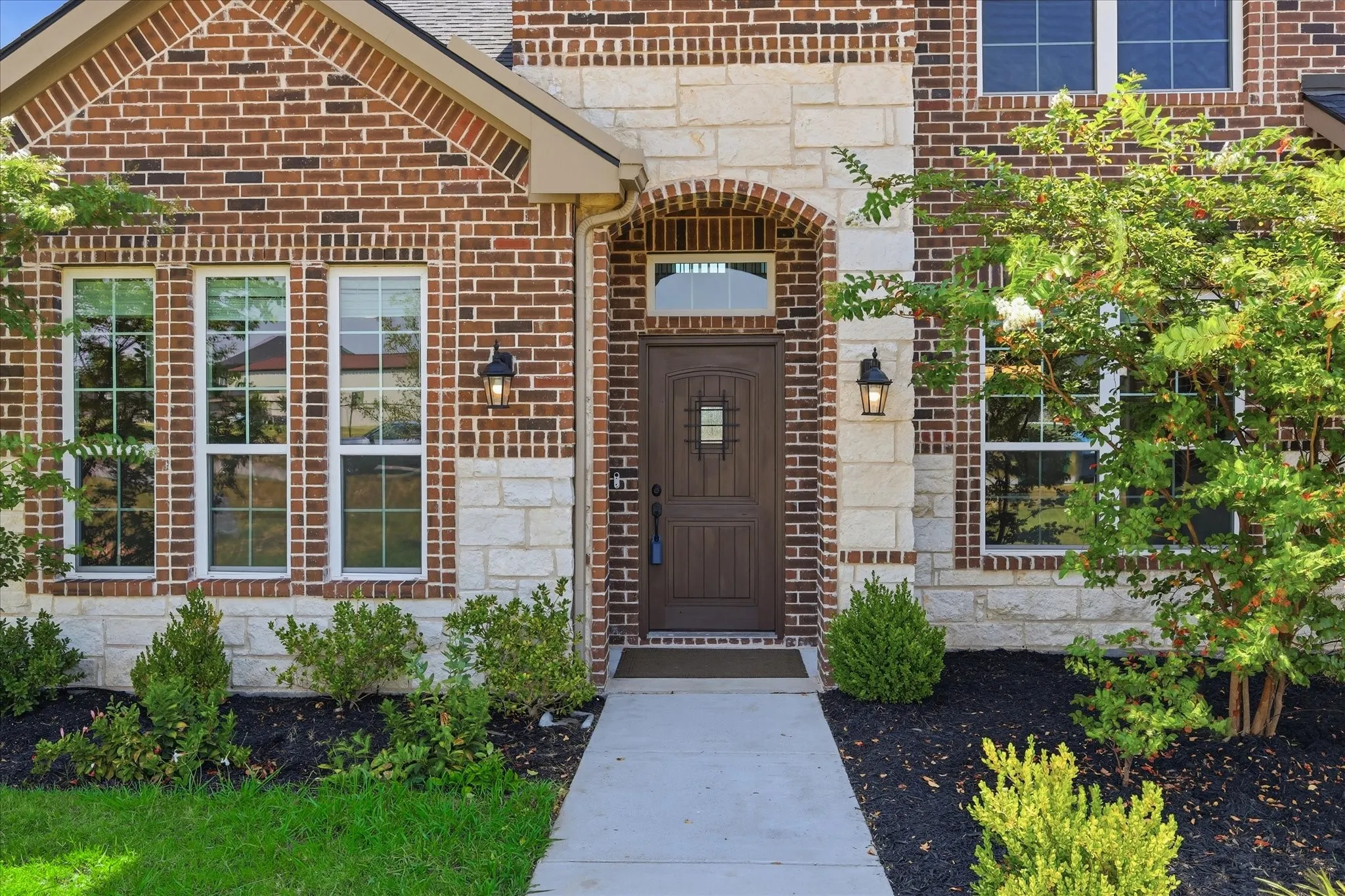 Single Family Residence For Sale in Denton County , 13408 Summer Moon Trail, Ponder, Texas 76259, 4 Bedroom, 4 Bathroom, 3 Garage spaces, 3,321 Sqft, built in 2021, mls#21322727, Real Estate Agent in Ponder, Homes For Sale in Denton county, Homes For Sale in Ponder, Realtor in Ponder Texas, Real Estate Brokerage Independent Realty Texas, Luminita Cordes Realtor