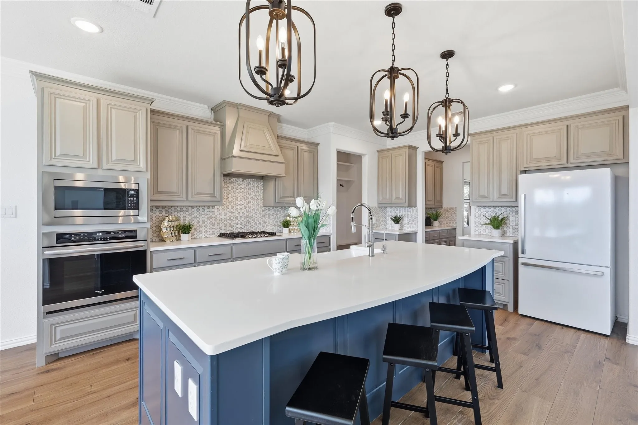 Single Family Residence For Sale in Denton County , 13408 Summer Moon Trail, Ponder, Texas 76259, 4 Bedroom, 4 Bathroom, 3 Garage spaces, 3,321 Sqft, built in 2021, mls#21322727, Real Estate Agent in Ponder, Homes For Sale in Denton county, Homes For Sale in Ponder, Realtor in Ponder Texas, Real Estate Brokerage Independent Realty Texas, Luminita Cordes Realtor