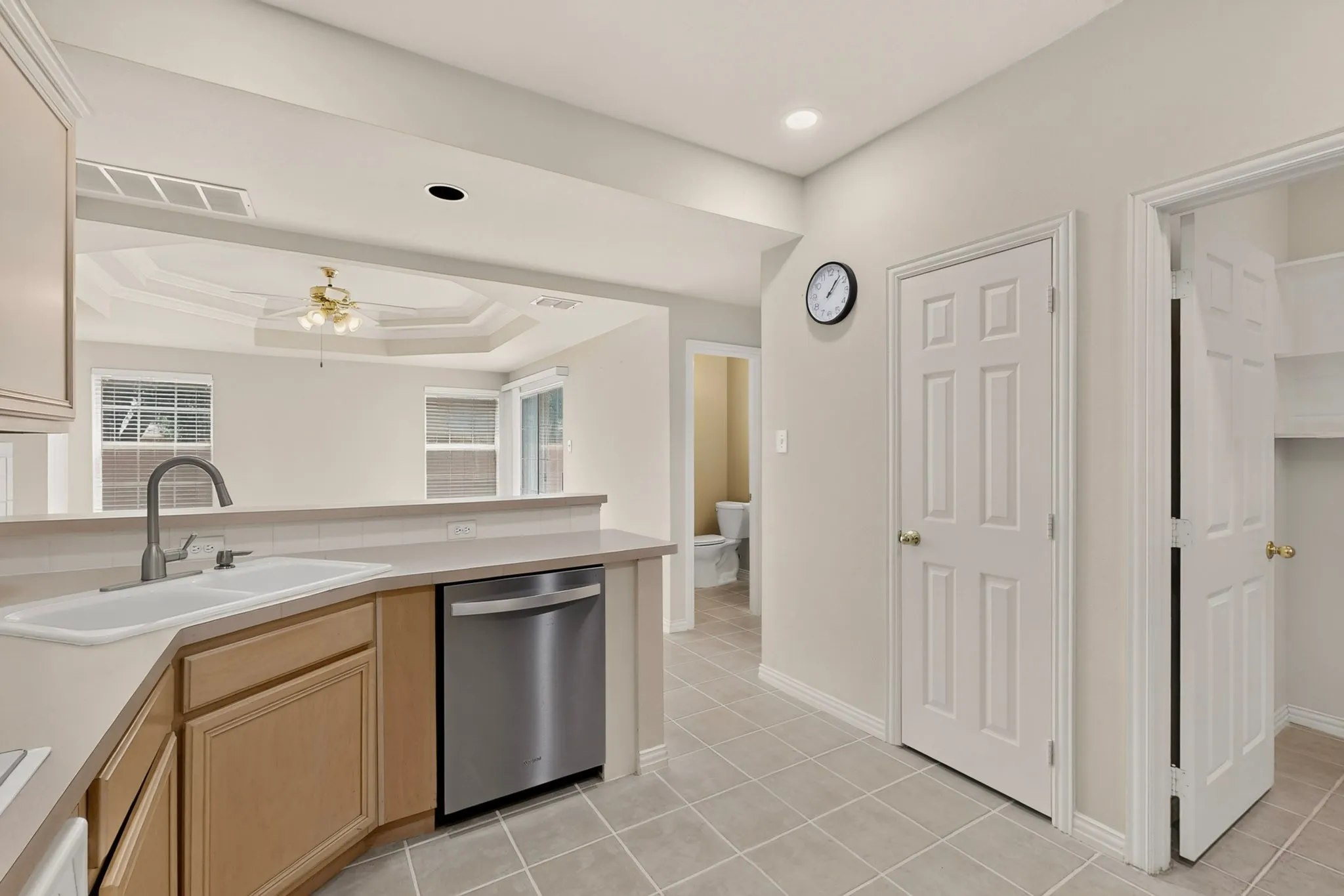 Spacious, new dishwasher and microwave