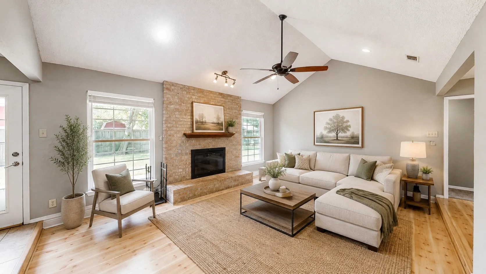Single Family Residence For Sale in Denton County , 1109 Stapleton Lane, Flower Mound, Texas 75028, 3 Bedroom, 2 Bathroom, 2 Garage spaces, 1,571 Sqft, built in 1983, mls#21353403, Real Estate Agent in Flower Mound, Homes For Sale in Denton county, Homes For Sale in Flower Mound, Realtor in Flower Mound Texas, Real Estate Brokerage Independent Realty Texas, Luminita Cordes Realtor