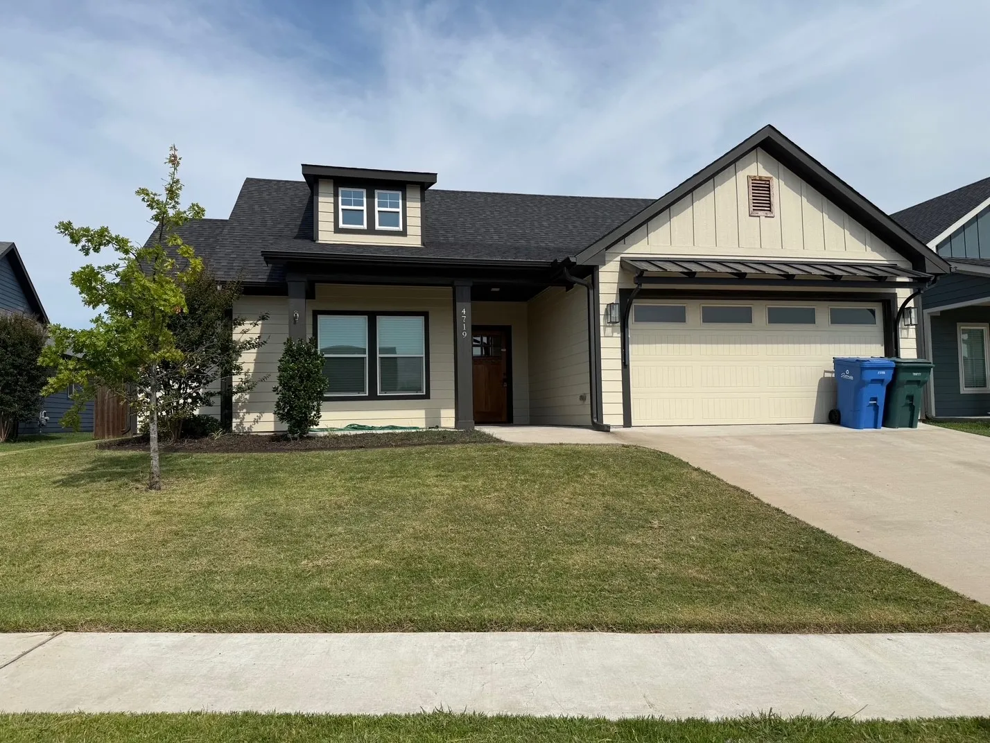 Single Family Residence For Rent in Grayson County , 4719 Indio Lane, Sherman, Texas 75092, 3 Bedroom, 2 Bathroom, 2 Garage spaces, 1,600 Sqft, built in 2021, mls#21326029, Real Estate Agent in Sherman, Homes For Rent in Grayson county, Homes For Rent in Sherman, Realtor in Sherman Texas, Real Estate Brokerage Independent Realty Texas, Luminita Cordes Realtor