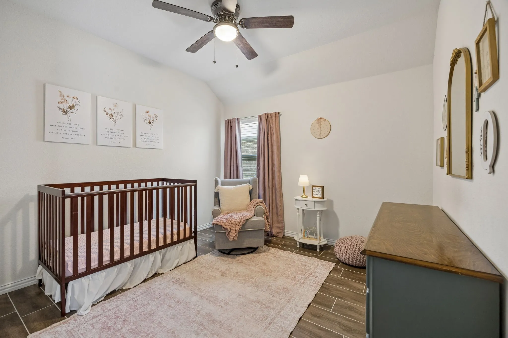 Single Family Residence For Sale in Kaufman County , 733 Mercy Street, Forney, Texas 75126, 4 Bedroom, 3 Bathroom, 2 Garage spaces, 2,373 Sqft, built in 2019, mls#21331081, Real Estate Agent in Forney, Homes For Sale in Kaufman county, Homes For Sale in Forney, Realtor in Forney Texas, Real Estate Brokerage Independent Realty Texas, Luminita Cordes Realtor