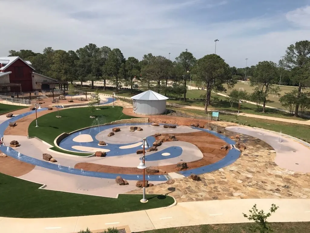 Minutes from Double Tree Ranch and Splash Pad
