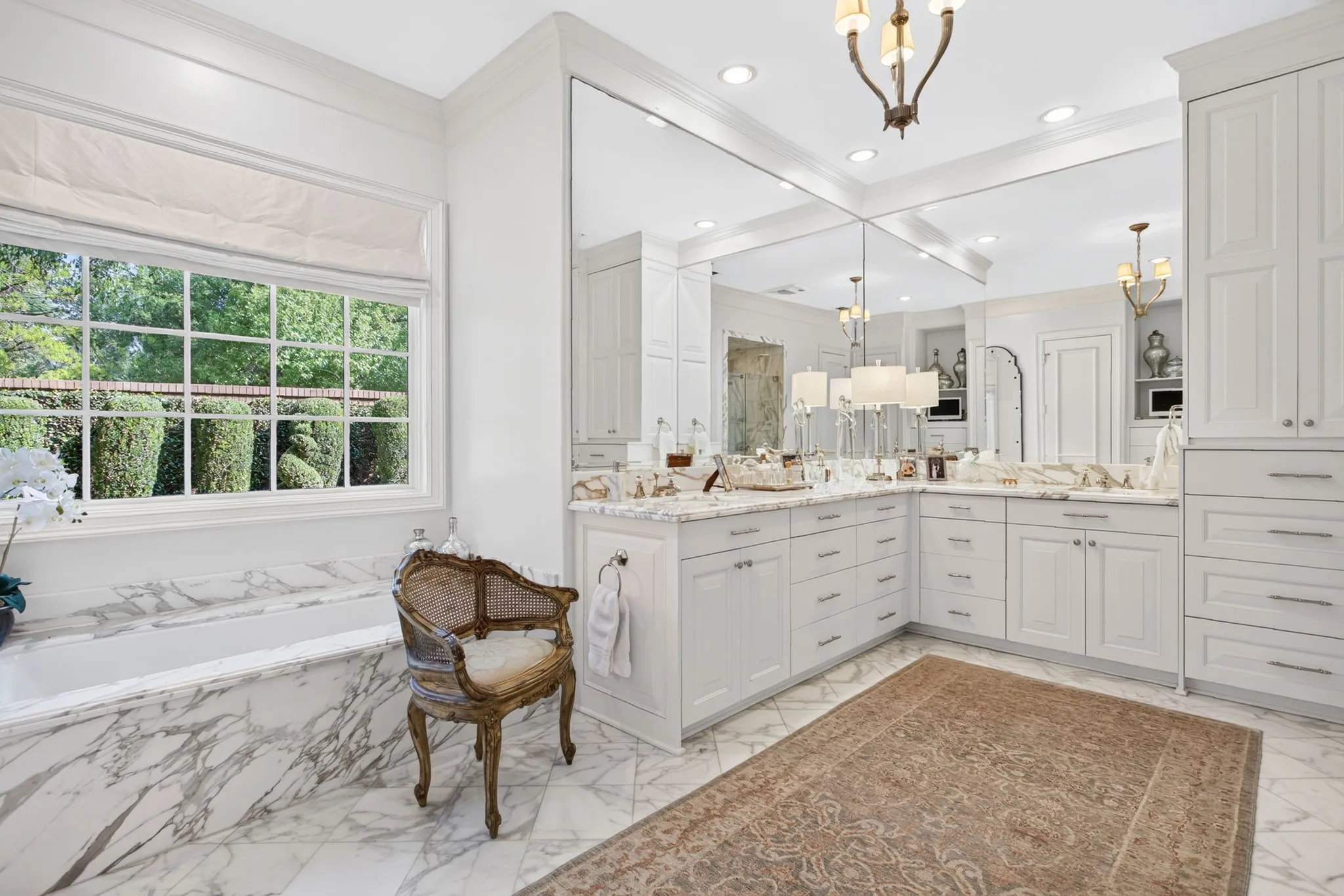 Single Family Residence For Sale in Tarrant County , 4902 Westbriar Drive, Fort Worth, Texas 76109, 3 Bedroom, 4 Bathroom, 2 Garage spaces, 3,096 Sqft, built in 1983, mls#21352190, Real Estate Agent in Fort Worth, Homes For Sale in Tarrant county, Homes For Sale in Fort Worth, Realtor in Fort Worth Texas, Real Estate Brokerage Independent Realty Texas, Luminita Cordes Realtor