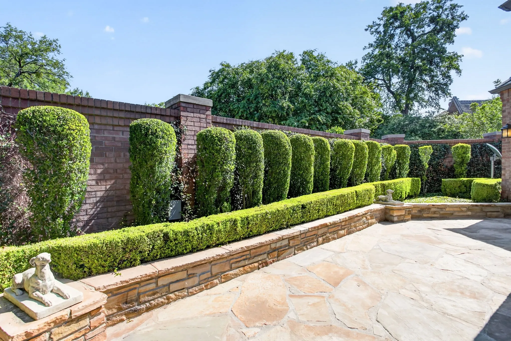 Single Family Residence For Sale in Tarrant County , 4902 Westbriar Drive, Fort Worth, Texas 76109, 3 Bedroom, 4 Bathroom, 2 Garage spaces, 3,096 Sqft, built in 1983, mls#21352190, Real Estate Agent in Fort Worth, Homes For Sale in Tarrant county, Homes For Sale in Fort Worth, Realtor in Fort Worth Texas, Real Estate Brokerage Independent Realty Texas, Luminita Cordes Realtor