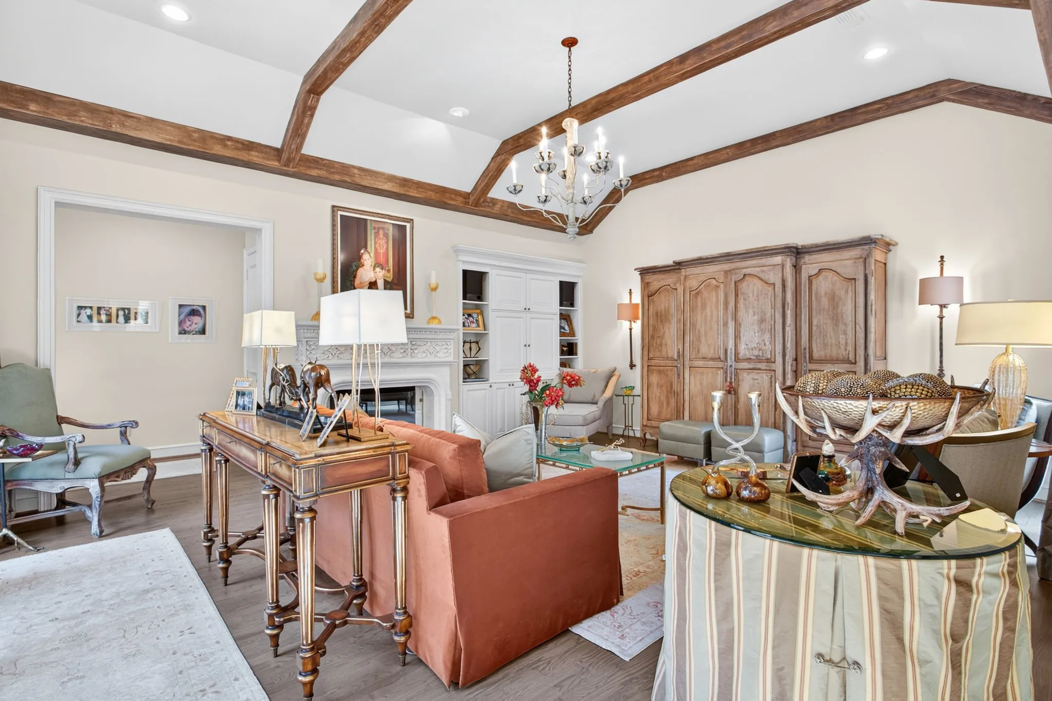 Single Family Residence For Sale in Tarrant County , 4902 Westbriar Drive, Fort Worth, Texas 76109, 3 Bedroom, 4 Bathroom, 2 Garage spaces, 3,096 Sqft, built in 1983, mls#21352190, Real Estate Agent in Fort Worth, Homes For Sale in Tarrant county, Homes For Sale in Fort Worth, Realtor in Fort Worth Texas, Real Estate Brokerage Independent Realty Texas, Luminita Cordes Realtor