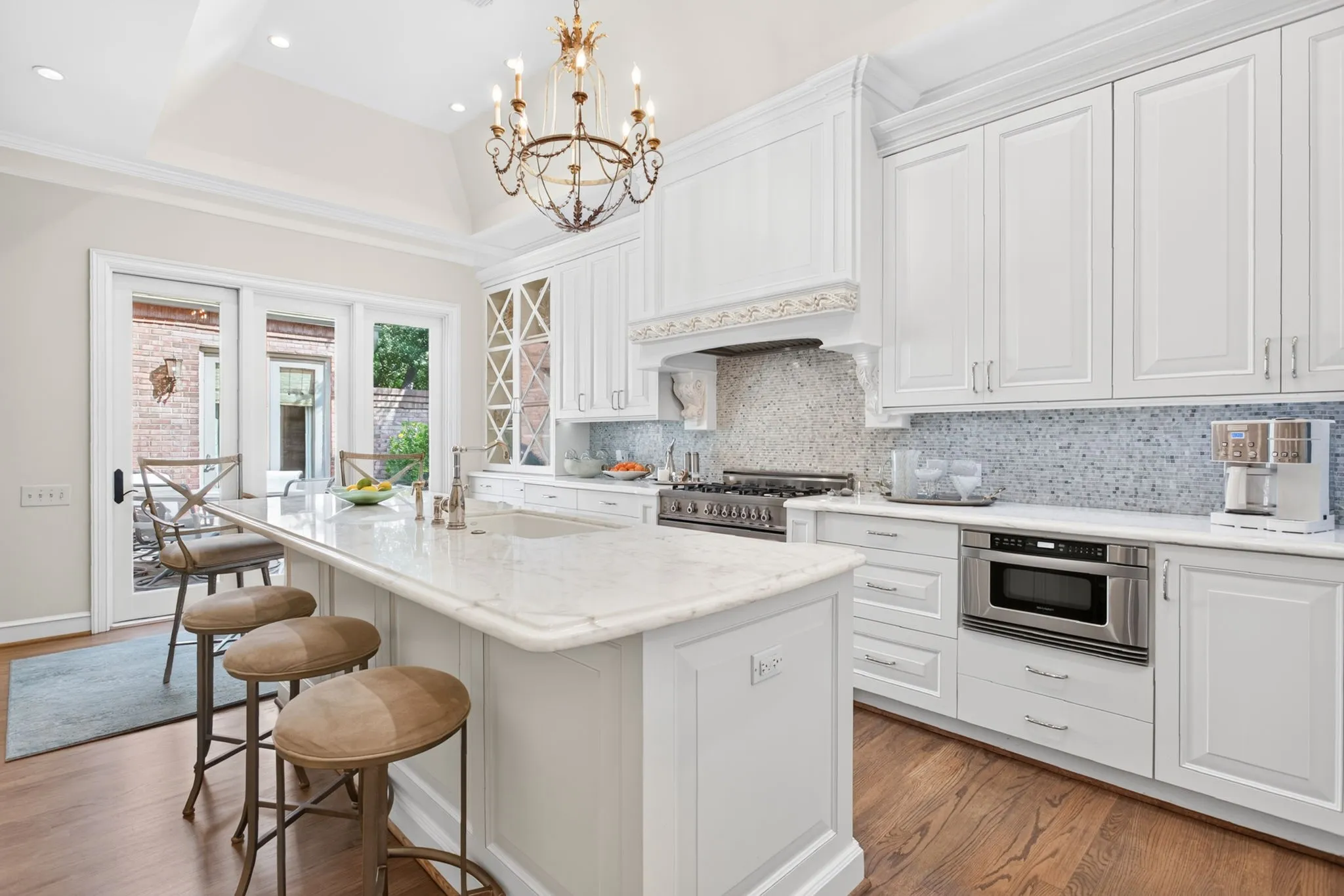 Single Family Residence For Sale in Tarrant County , 4902 Westbriar Drive, Fort Worth, Texas 76109, 3 Bedroom, 4 Bathroom, 2 Garage spaces, 3,096 Sqft, built in 1983, mls#21352190, Real Estate Agent in Fort Worth, Homes For Sale in Tarrant county, Homes For Sale in Fort Worth, Realtor in Fort Worth Texas, Real Estate Brokerage Independent Realty Texas, Luminita Cordes Realtor
