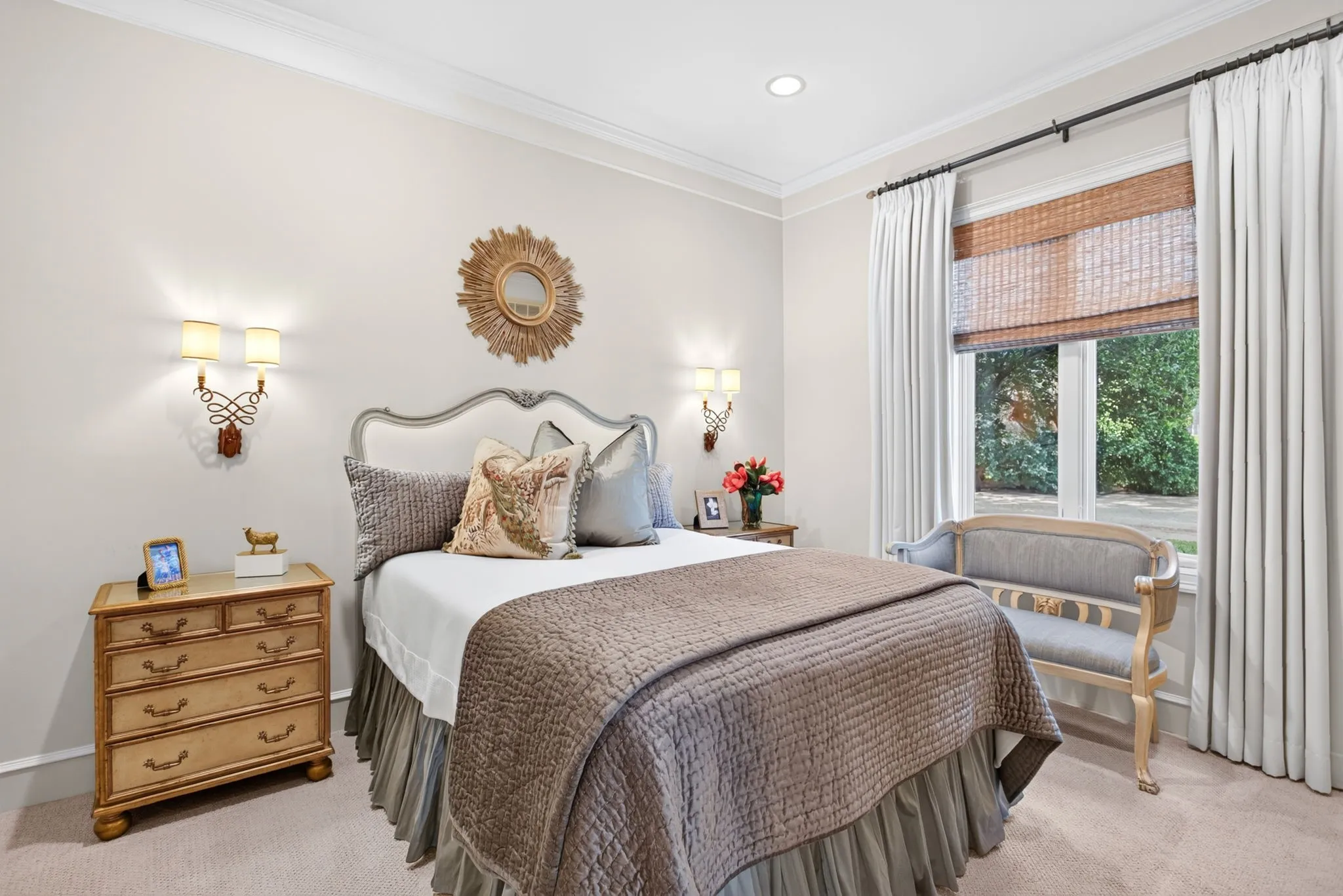 Single Family Residence For Sale in Tarrant County , 4902 Westbriar Drive, Fort Worth, Texas 76109, 3 Bedroom, 4 Bathroom, 2 Garage spaces, 3,096 Sqft, built in 1983, mls#21352190, Real Estate Agent in Fort Worth, Homes For Sale in Tarrant county, Homes For Sale in Fort Worth, Realtor in Fort Worth Texas, Real Estate Brokerage Independent Realty Texas, Luminita Cordes Realtor