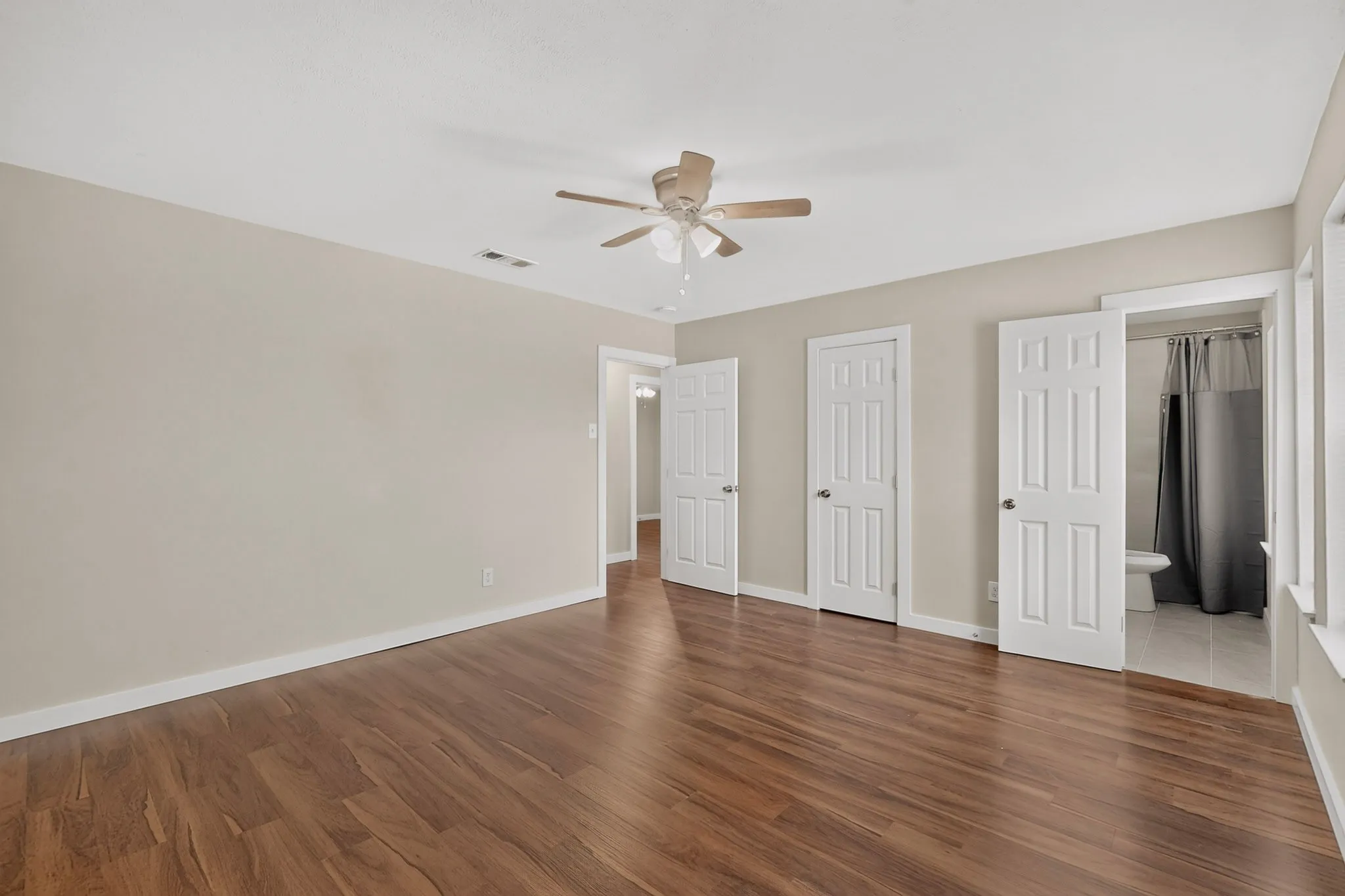 Single Family Residence For Rent in Collin County , 1717 Japonica Lane, Plano, Texas 75074, 3 Bedroom, 2 Bathroom, 1 Garage spaces, 1,384 Sqft, built in 1969, mls#21352157, Real Estate Agent in Plano, Homes For Rent in Collin county, Homes For Rent in Plano, Realtor in Plano Texas, Real Estate Brokerage Independent Realty Texas, Luminita Cordes Realtor