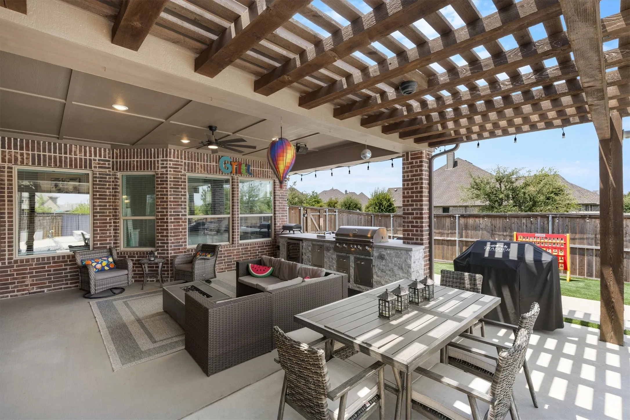 Single Family Residence For Sale in Collin County , 12110 Curry Creek Drive, Frisco, Texas 75035, 5 Bedroom, 4 Bathroom, 2 Garage spaces, 3,621 Sqft, built in 2019, mls#21353165, Real Estate Agent in Frisco, Homes For Sale in Collin county, Homes For Sale in Frisco, Realtor in Frisco Texas, Real Estate Brokerage Independent Realty Texas, Luminita Cordes Realtor