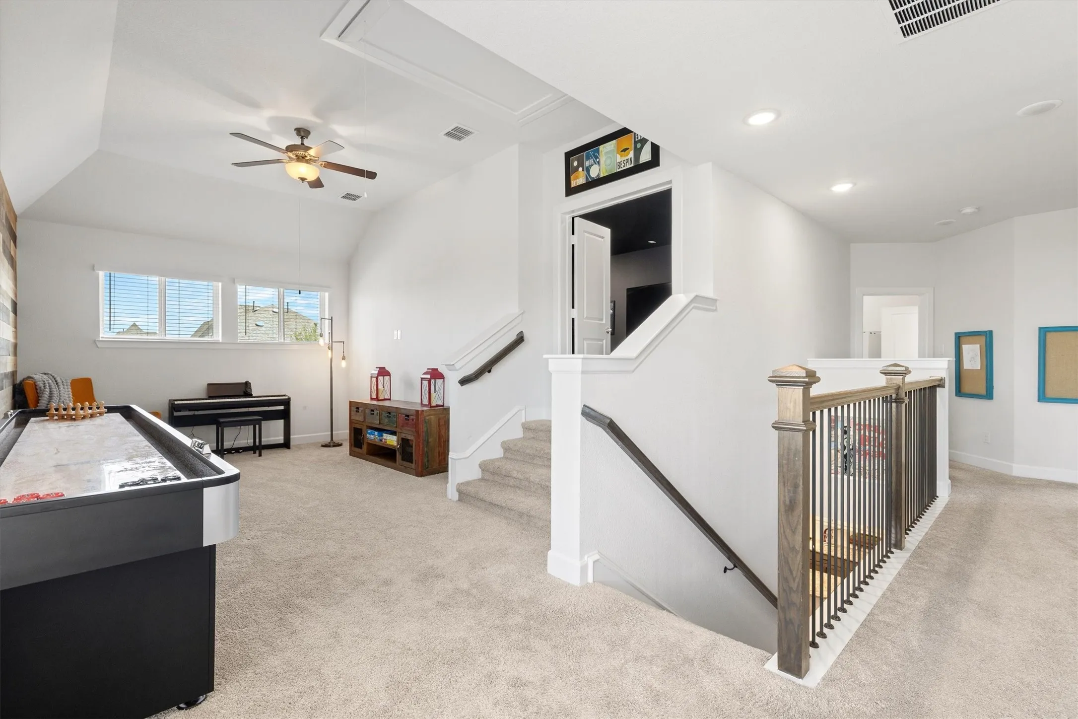 Single Family Residence For Sale in Collin County , 12110 Curry Creek Drive, Frisco, Texas 75035, 5 Bedroom, 4 Bathroom, 2 Garage spaces, 3,621 Sqft, built in 2019, mls#21353165, Real Estate Agent in Frisco, Homes For Sale in Collin county, Homes For Sale in Frisco, Realtor in Frisco Texas, Real Estate Brokerage Independent Realty Texas, Luminita Cordes Realtor