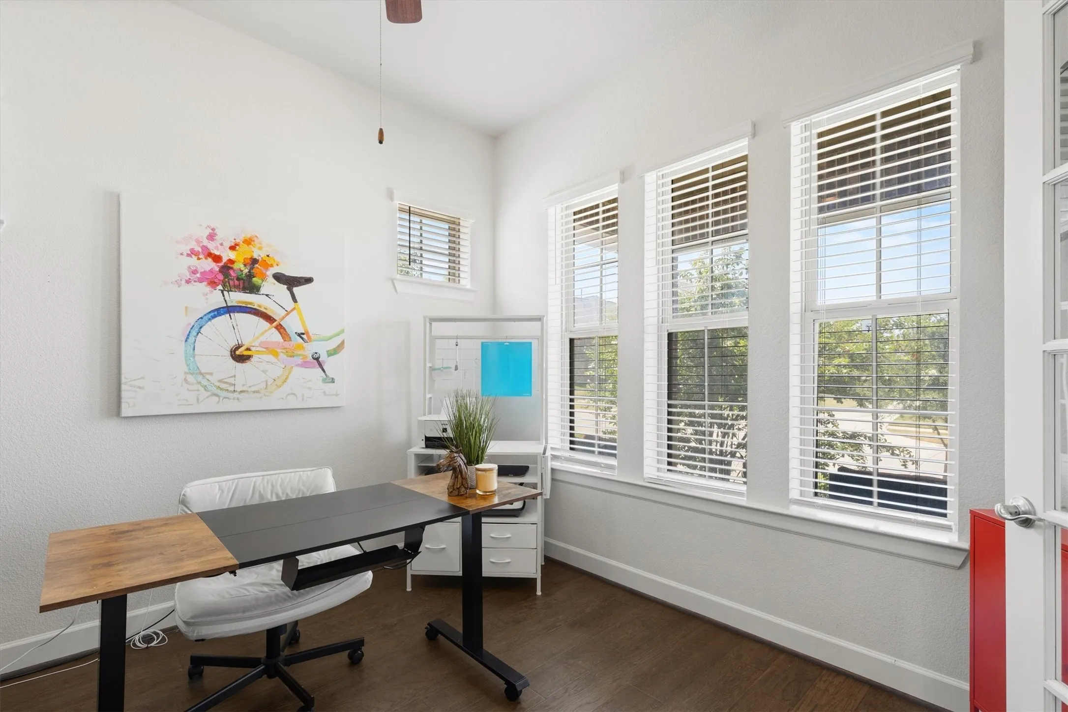 Single Family Residence For Sale in Collin County , 12110 Curry Creek Drive, Frisco, Texas 75035, 5 Bedroom, 4 Bathroom, 2 Garage spaces, 3,621 Sqft, built in 2019, mls#21353165, Real Estate Agent in Frisco, Homes For Sale in Collin county, Homes For Sale in Frisco, Realtor in Frisco Texas, Real Estate Brokerage Independent Realty Texas, Luminita Cordes Realtor