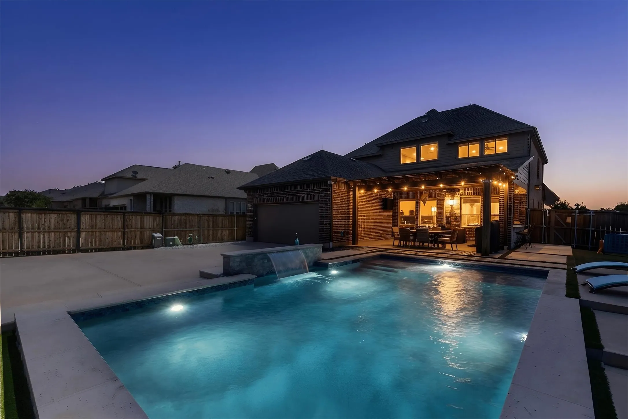 Single Family Residence For Sale in Collin County , 12110 Curry Creek Drive, Frisco, Texas 75035, 5 Bedroom, 4 Bathroom, 2 Garage spaces, 3,621 Sqft, built in 2019, mls#21353165, Real Estate Agent in Frisco, Homes For Sale in Collin county, Homes For Sale in Frisco, Realtor in Frisco Texas, Real Estate Brokerage Independent Realty Texas, Luminita Cordes Realtor