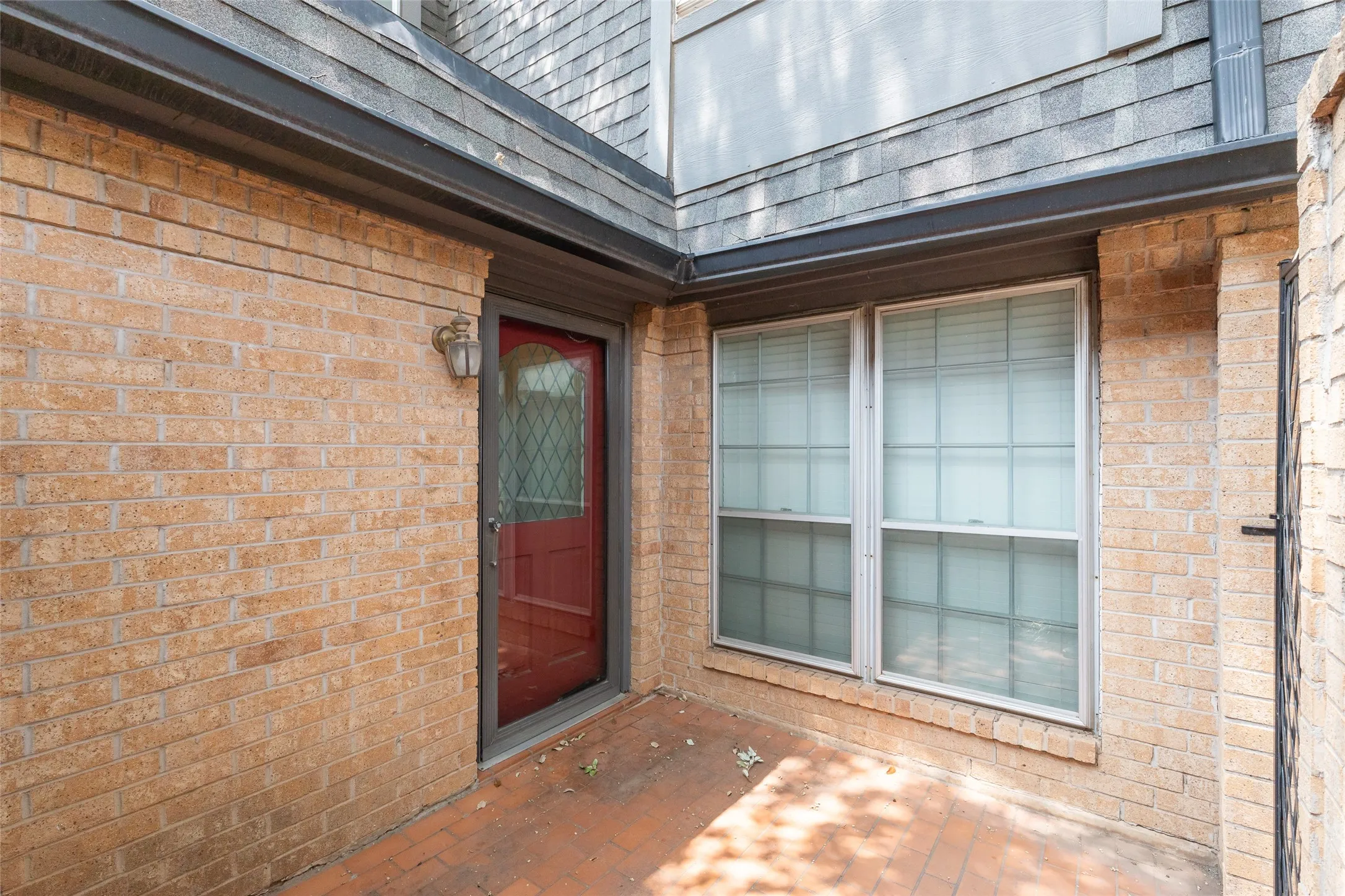 Single Family Residence For Sale in Taylor County , 2802 Barrow Street D3, Abilene, Texas 79605, 3 Bedroom, 3 Bathroom, 2 Garage spaces, 2,351 Sqft, built in 1975, mls#21351286, Real Estate Agent in Abilene, Homes For Sale in Taylor county, Homes For Sale in Abilene, Realtor in Abilene Texas, Real Estate Brokerage Independent Realty Texas, Luminita Cordes Realtor
