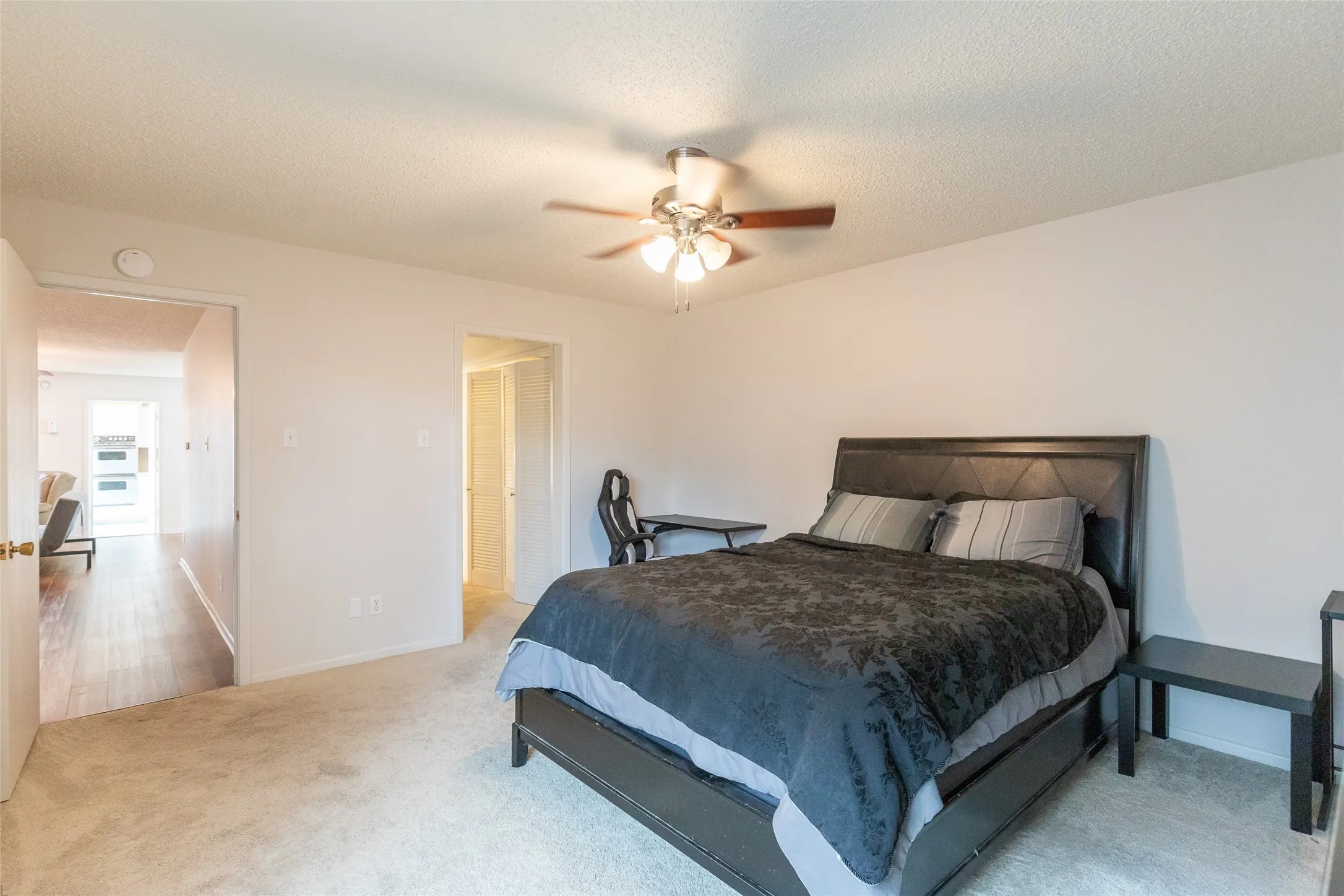 Single Family Residence For Sale in Taylor County , 2802 Barrow Street D3, Abilene, Texas 79605, 3 Bedroom, 3 Bathroom, 2 Garage spaces, 2,351 Sqft, built in 1975, mls#21351286, Real Estate Agent in Abilene, Homes For Sale in Taylor county, Homes For Sale in Abilene, Realtor in Abilene Texas, Real Estate Brokerage Independent Realty Texas, Luminita Cordes Realtor