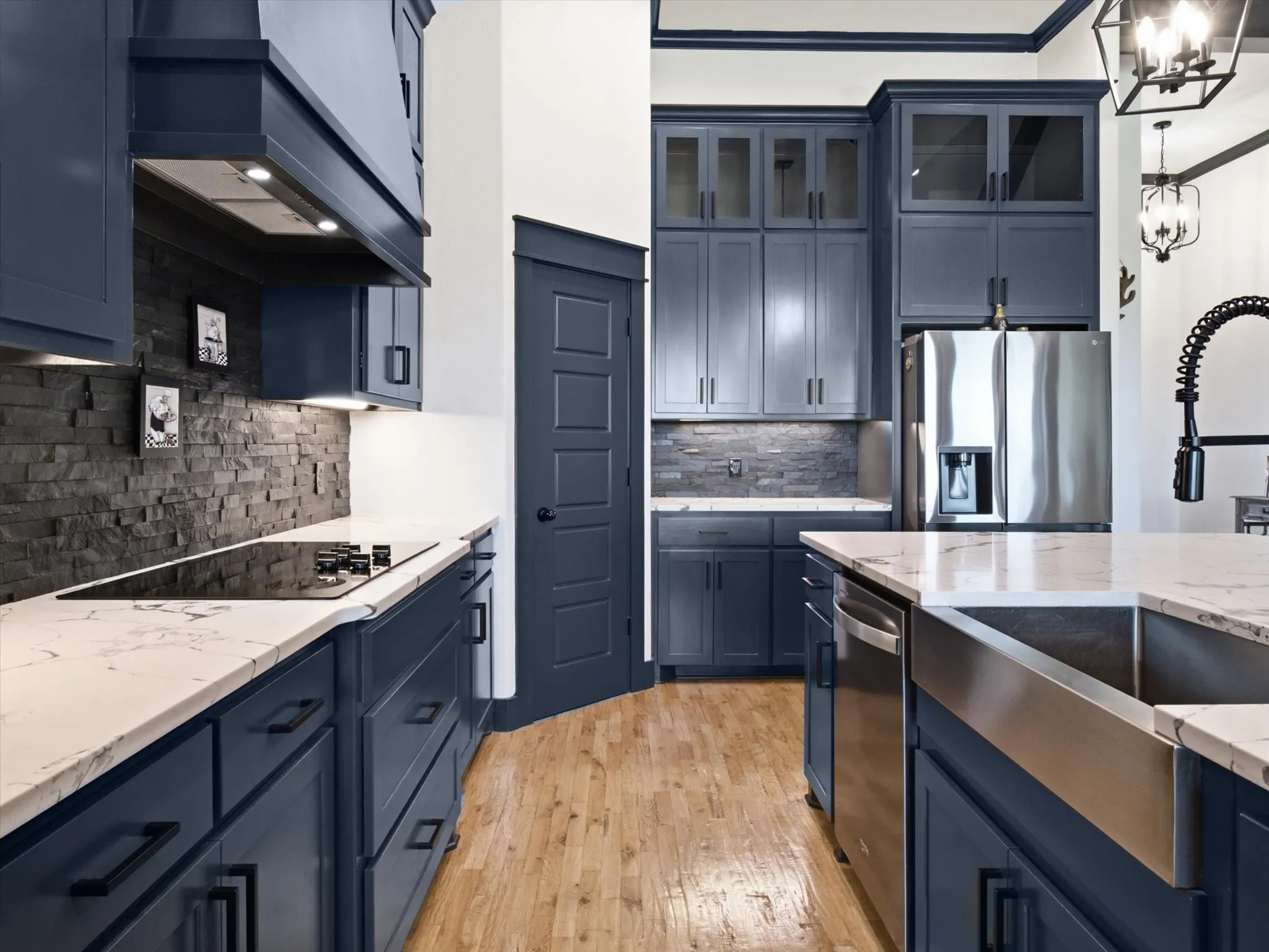 Single Family Residence For Sale in Parker County , 1115 Pioneer Crossing, Weatherford, Texas 76088, 5 Bedroom, 3 Bathroom, 3 Garage spaces, 2,924 Sqft, built in 2021, mls#21352143, Real Estate Agent in Weatherford, Homes For Sale in Parker county, Homes For Sale in Weatherford, Realtor in Weatherford Texas, Real Estate Brokerage Independent Realty Texas, Luminita Cordes Realtor