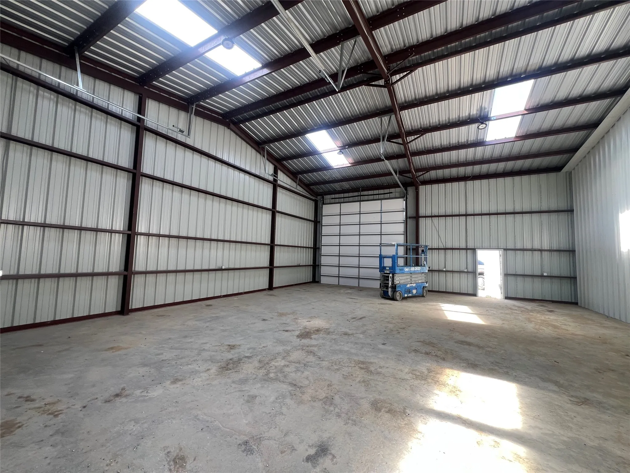 Warehouse For Rent in Ellis County , 3537 S Highway 287, Waxahachie, Texas 75165, 0, 0, Garage spaces, 0 Sqft, built in 2026, Price $3,000, mls#21352656, Real Estate Agent in Waxahachie, Homes For Rent in Ellis county, Homes For Rent in Waxahachie, Realtor in Waxahachie Texas, Real Estate Brokerage Independent Realty Texas, Luminita Cordes Realtor