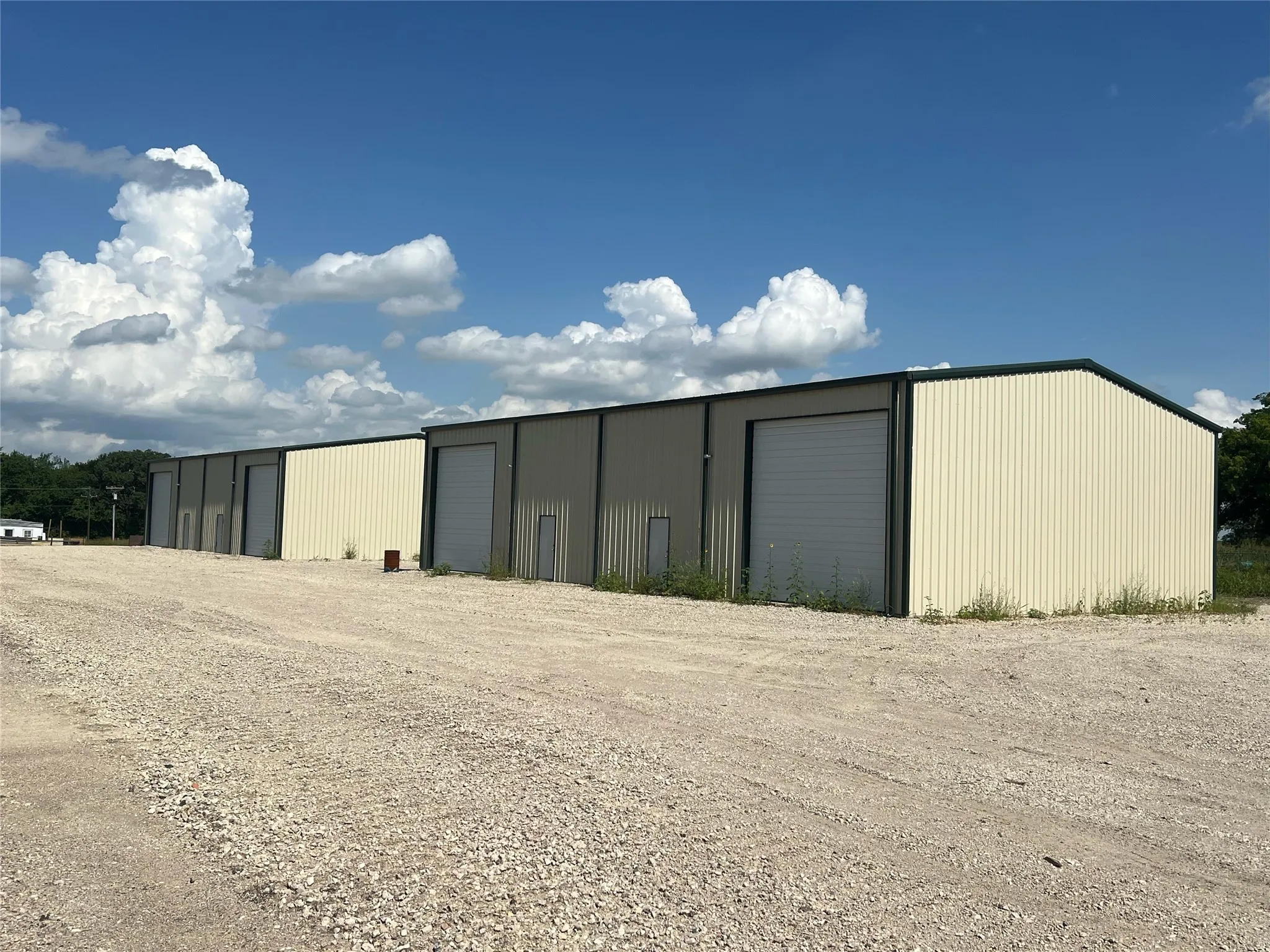 Warehouse For Rent in Ellis County , 3537 S Highway 287, Waxahachie, Texas 75165, 0, 0, Garage spaces, 0 Sqft, built in 2026, Price $3,000, mls#21352656, Real Estate Agent in Waxahachie, Homes For Rent in Ellis county, Homes For Rent in Waxahachie, Realtor in Waxahachie Texas, Real Estate Brokerage Independent Realty Texas, Luminita Cordes Realtor