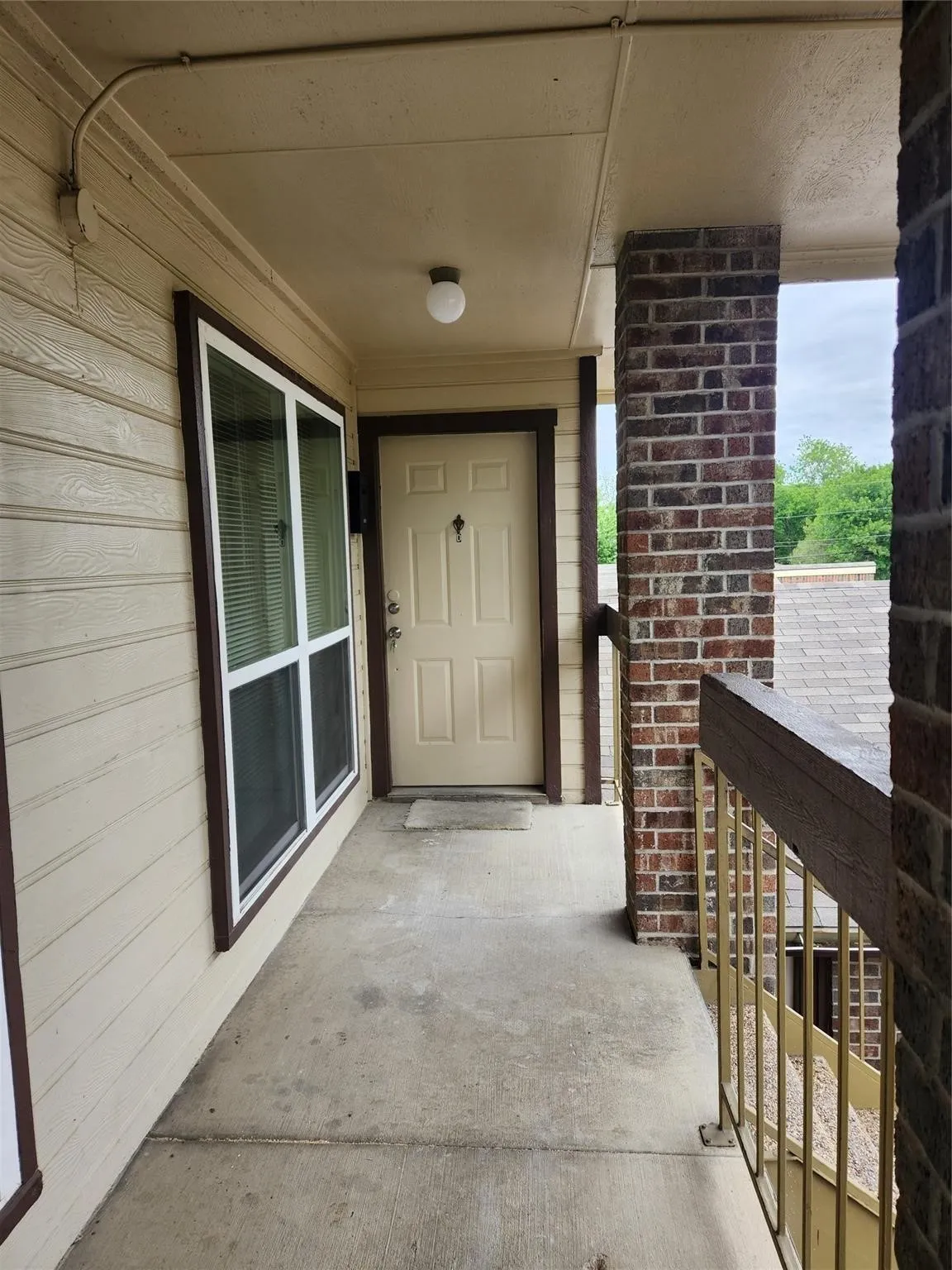 Apartment For Rent in Tarrant County , 5029 Winder Court D, North Richland Hills, Texas 76180, 3 Bedroom, 2 Bathroom, 1 Garage spaces, 1,163 Sqft, built in 1984, mls#21353215, Real Estate Agent in North Richland Hills, Homes For Rent in Tarrant county, Homes For Rent in North Richland Hills, Realtor in North Richland Hills Texas, Real Estate Brokerage Independent Realty Texas, Luminita Cordes Realtor
