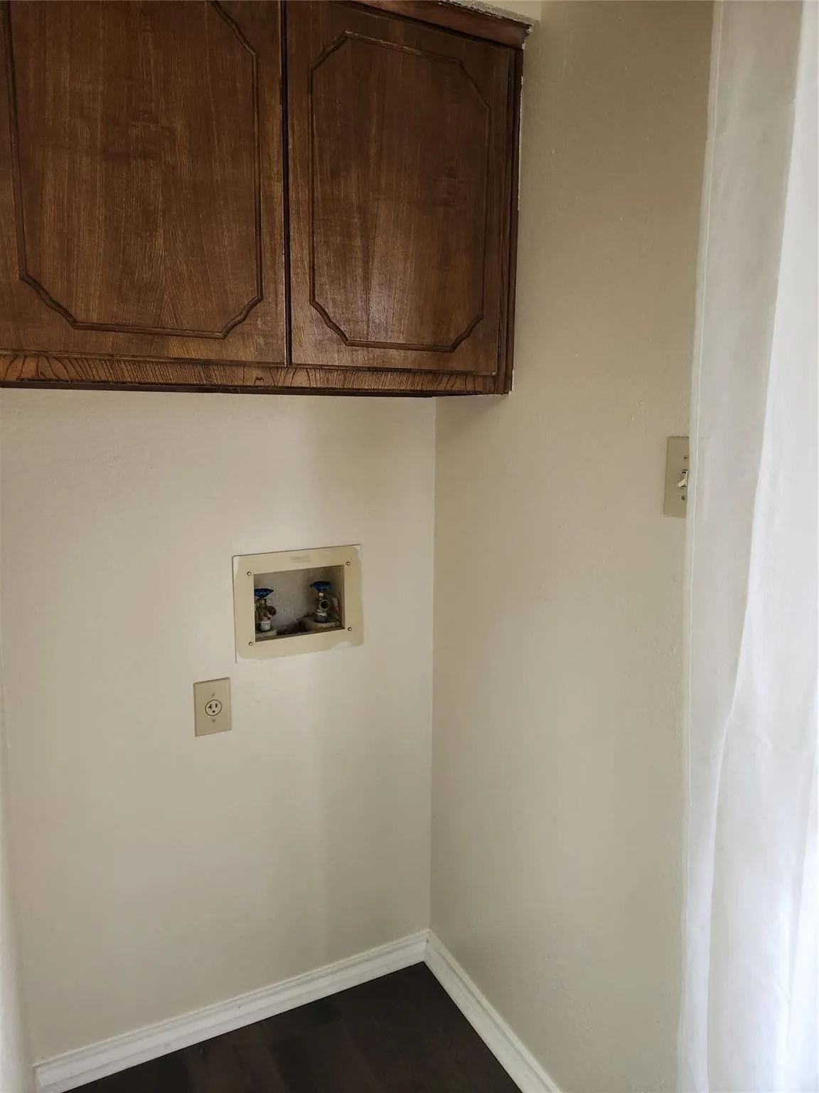 Apartment For Rent in Tarrant County , 5029 Winder Court D, North Richland Hills, Texas 76180, 3 Bedroom, 2 Bathroom, 1 Garage spaces, 1,163 Sqft, built in 1984, mls#21353215, Real Estate Agent in North Richland Hills, Homes For Rent in Tarrant county, Homes For Rent in North Richland Hills, Realtor in North Richland Hills Texas, Real Estate Brokerage Independent Realty Texas, Luminita Cordes Realtor