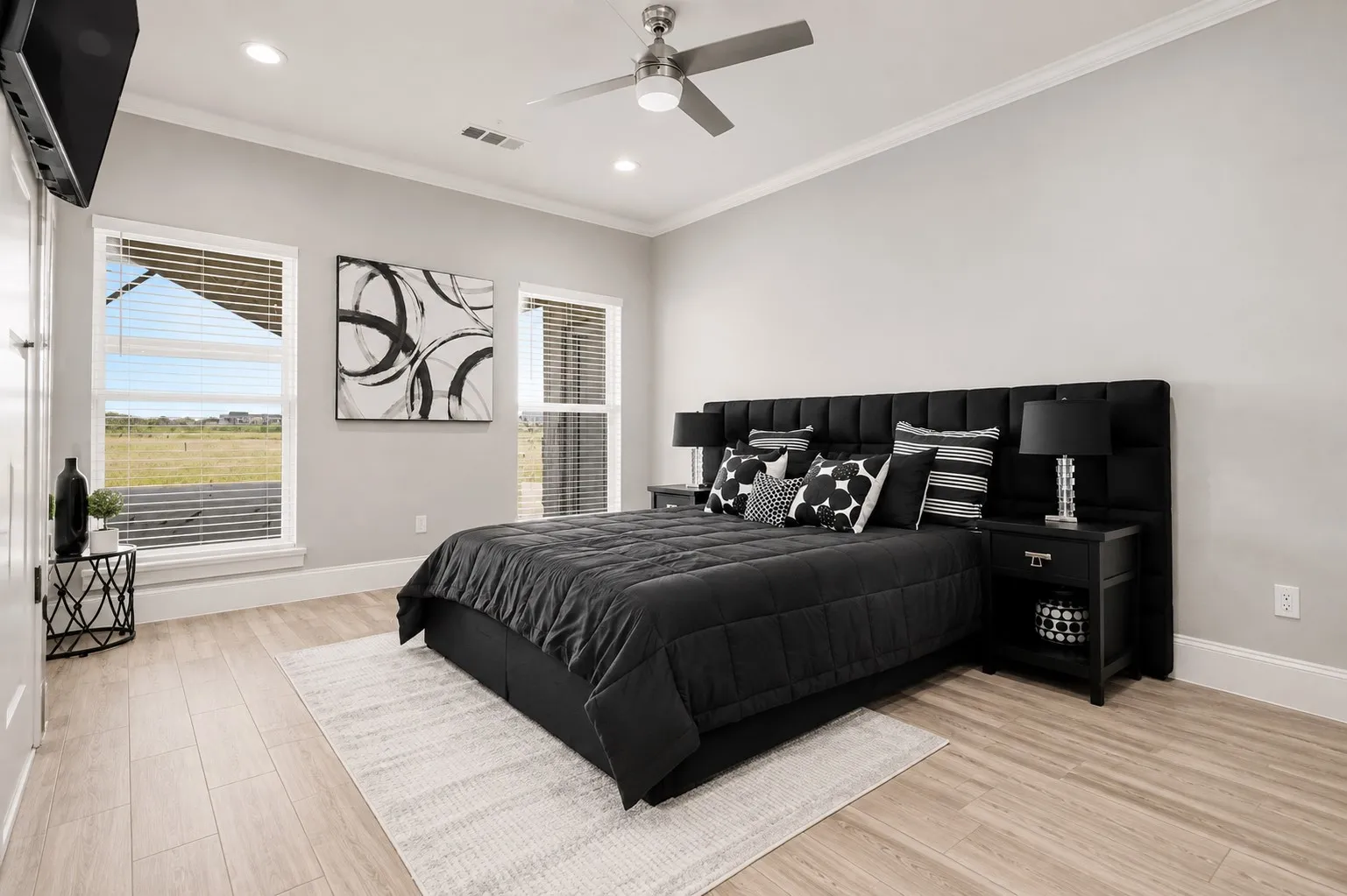 Single Family Residence For Sale in Denton County , 7271 Michelle Point, Krum, Texas 76249, 6 Bedroom, 5 Bathroom, 2 Garage spaces, 3,482 Sqft, built in 2021, mls#21348127, Real Estate Agent in Krum, Homes For Sale in Denton county, Homes For Sale in Krum, Realtor in Krum Texas, Real Estate Brokerage Independent Realty Texas, Luminita Cordes Realtor